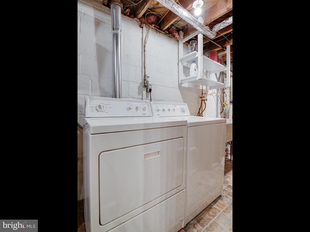 WARWICK VILLAGE - Residential