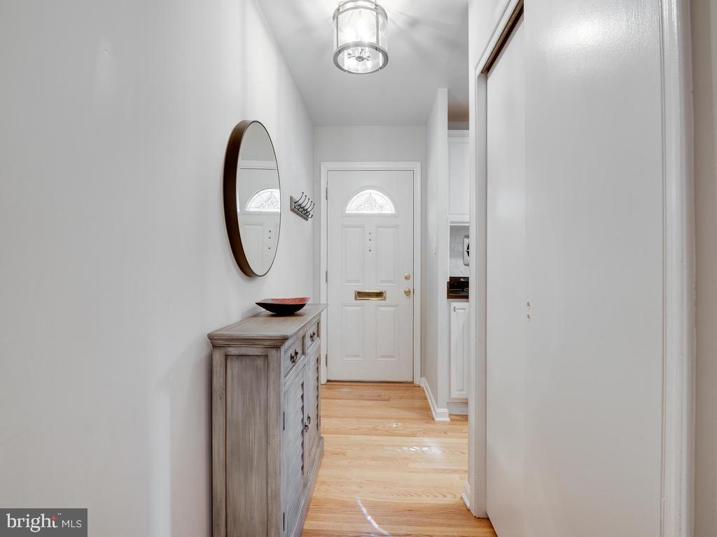 WARWICK VILLAGE - Residential