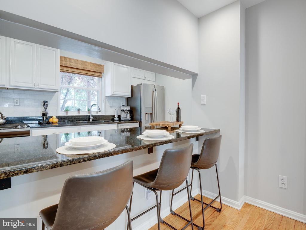 WARWICK VILLAGE - Residential