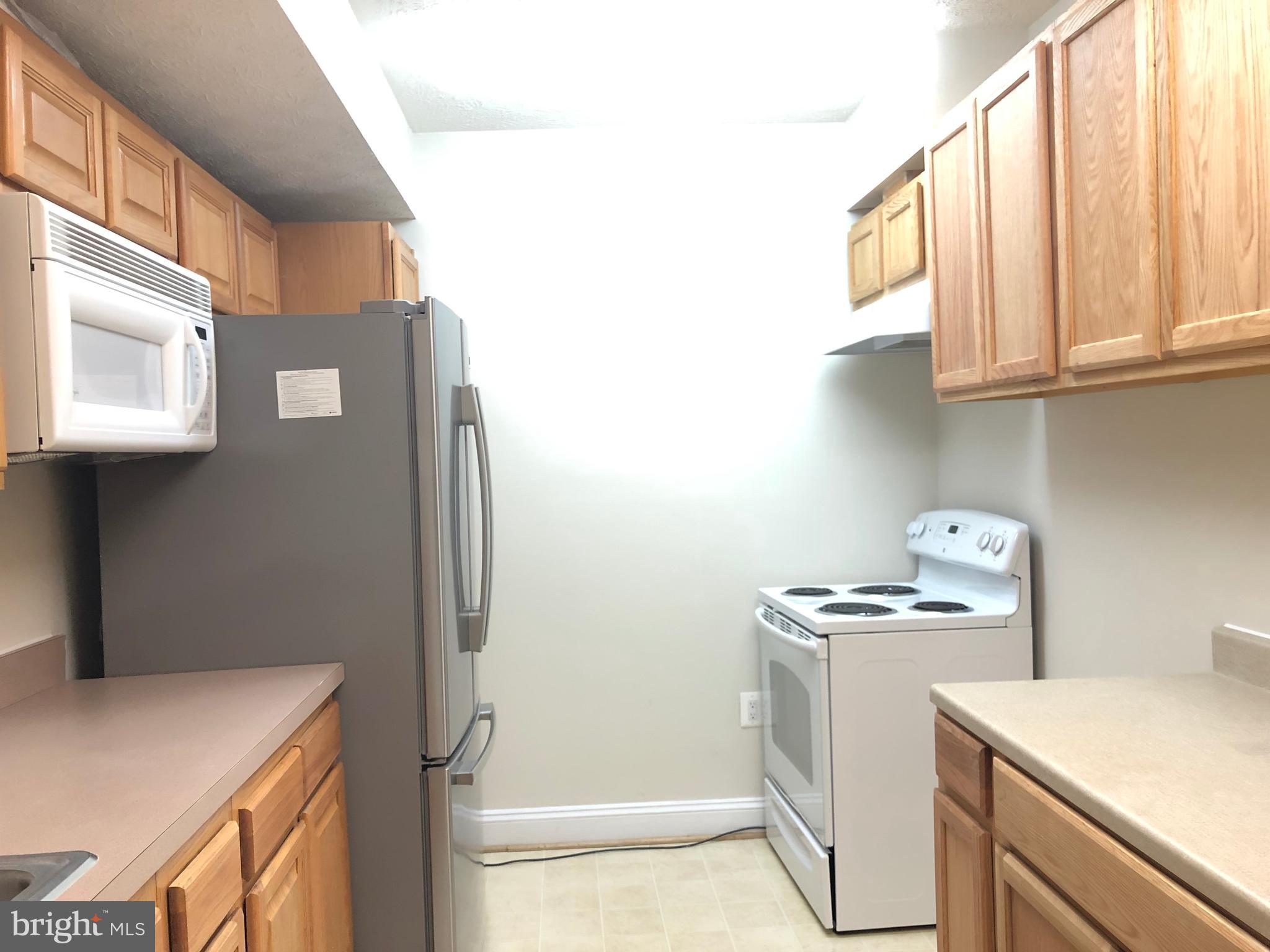 VILLAS ON WATERS EDGE - Residential Lease