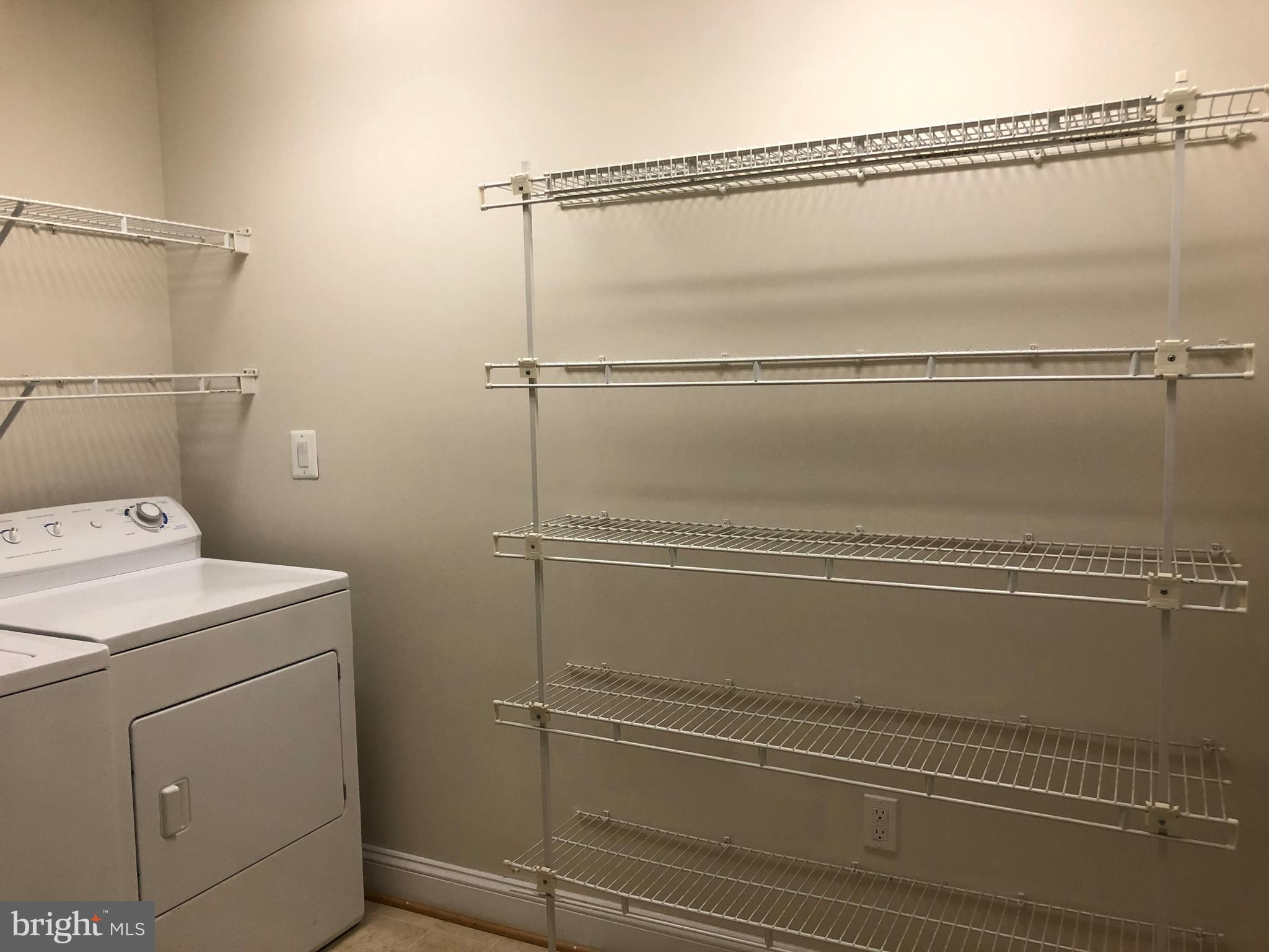 VILLAS ON WATERS EDGE - Residential Lease