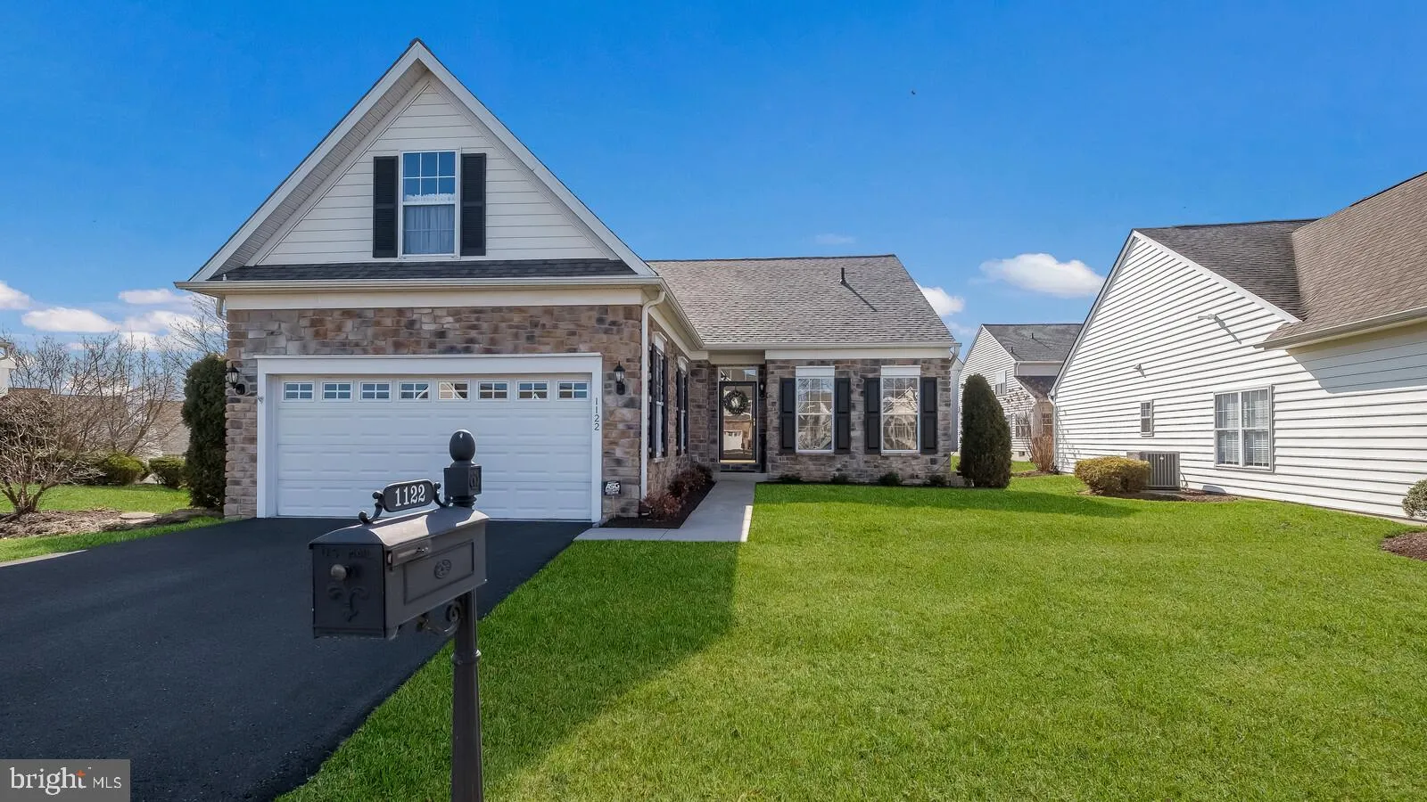 1648093186 jpeg?format=webp 1648093186 jpeg?format=webp