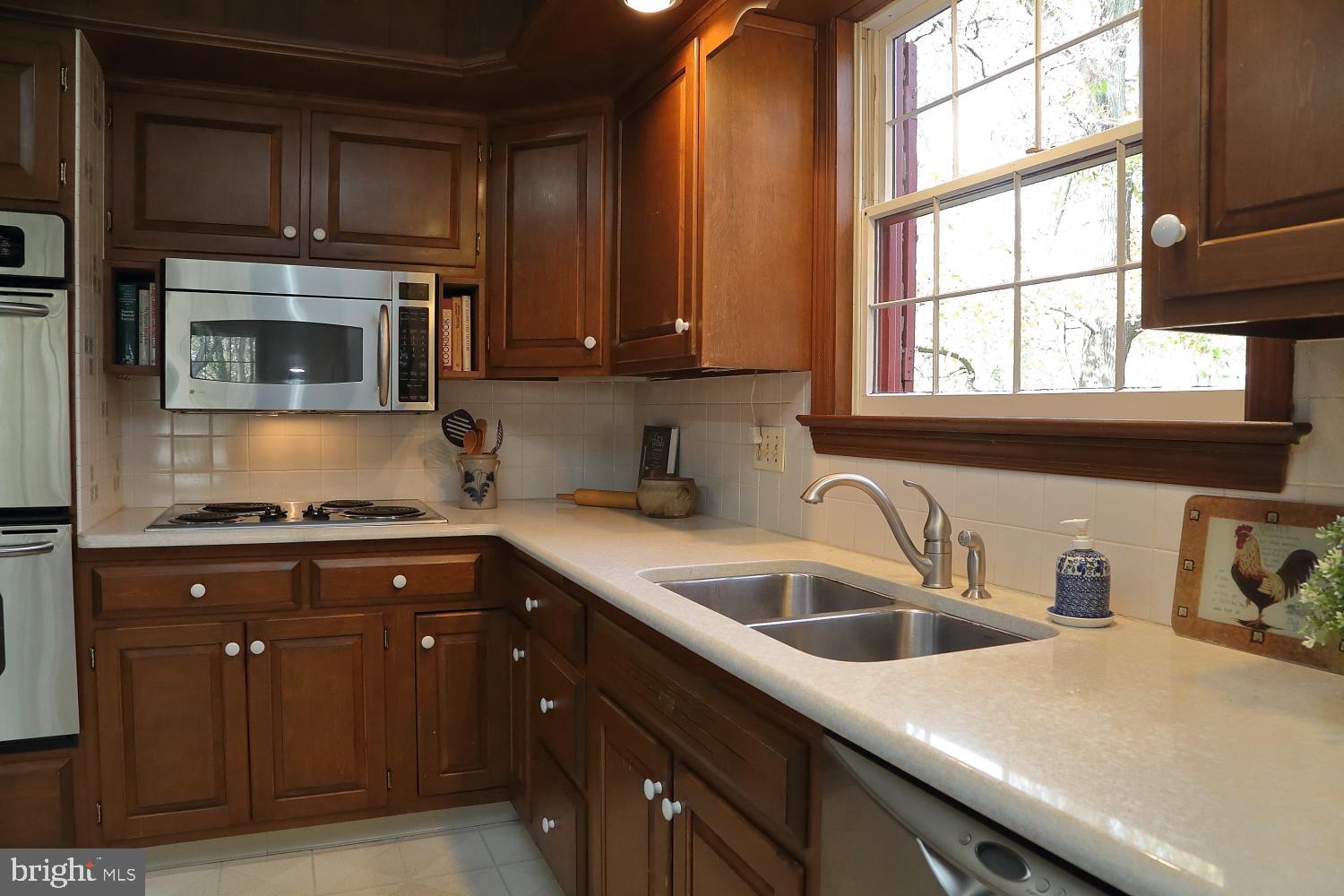 NORTHBROOK HILLS - Residential