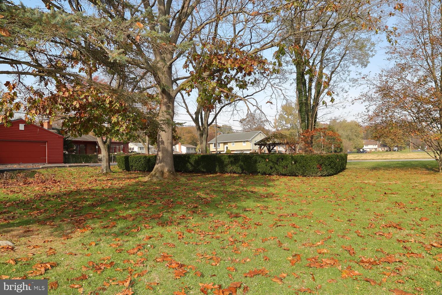 NORTHBROOK HILLS - Residential