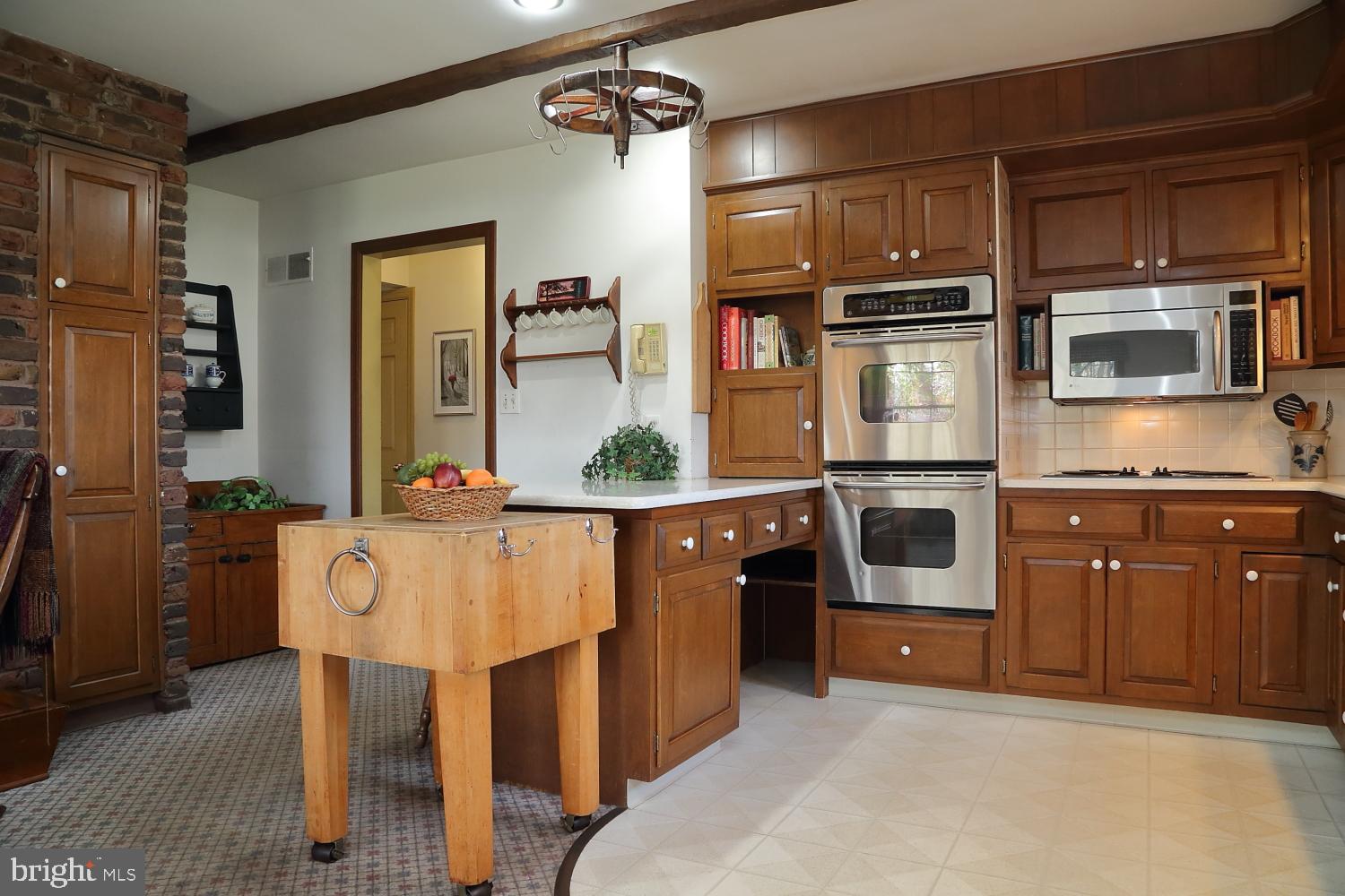 NORTHBROOK HILLS - Residential