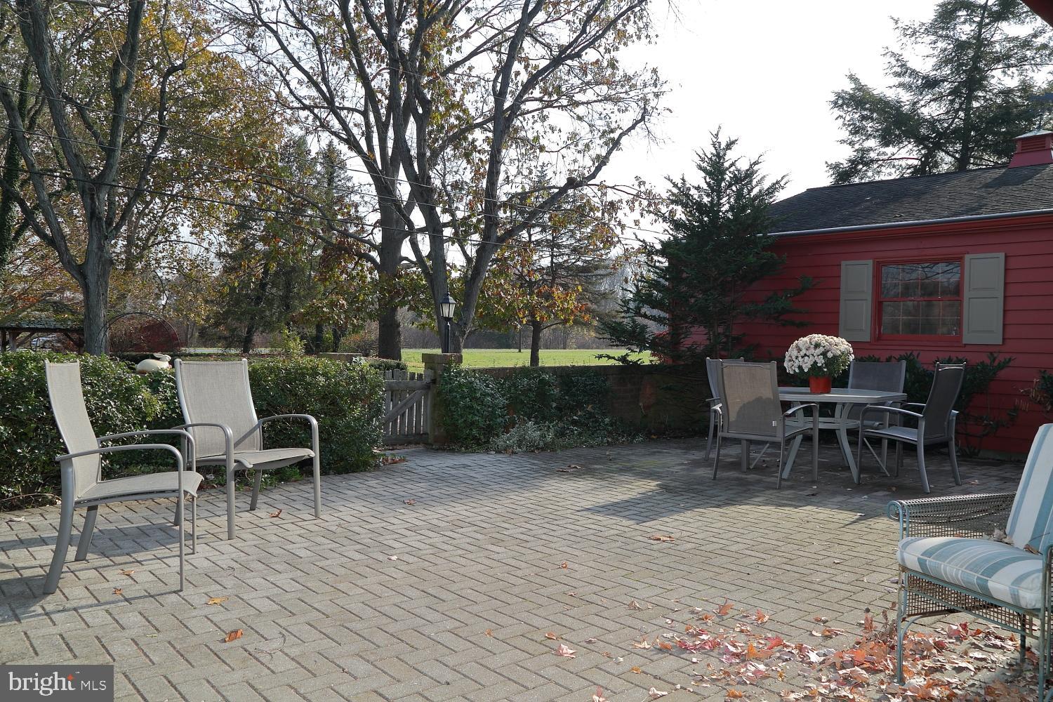 NORTHBROOK HILLS - Residential