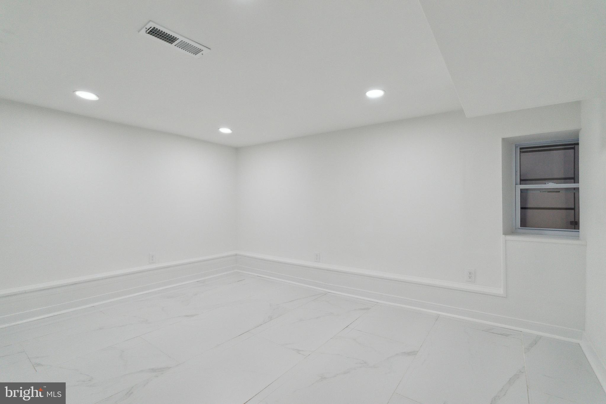 TEMPLE UNIVERSITY - Residential Income