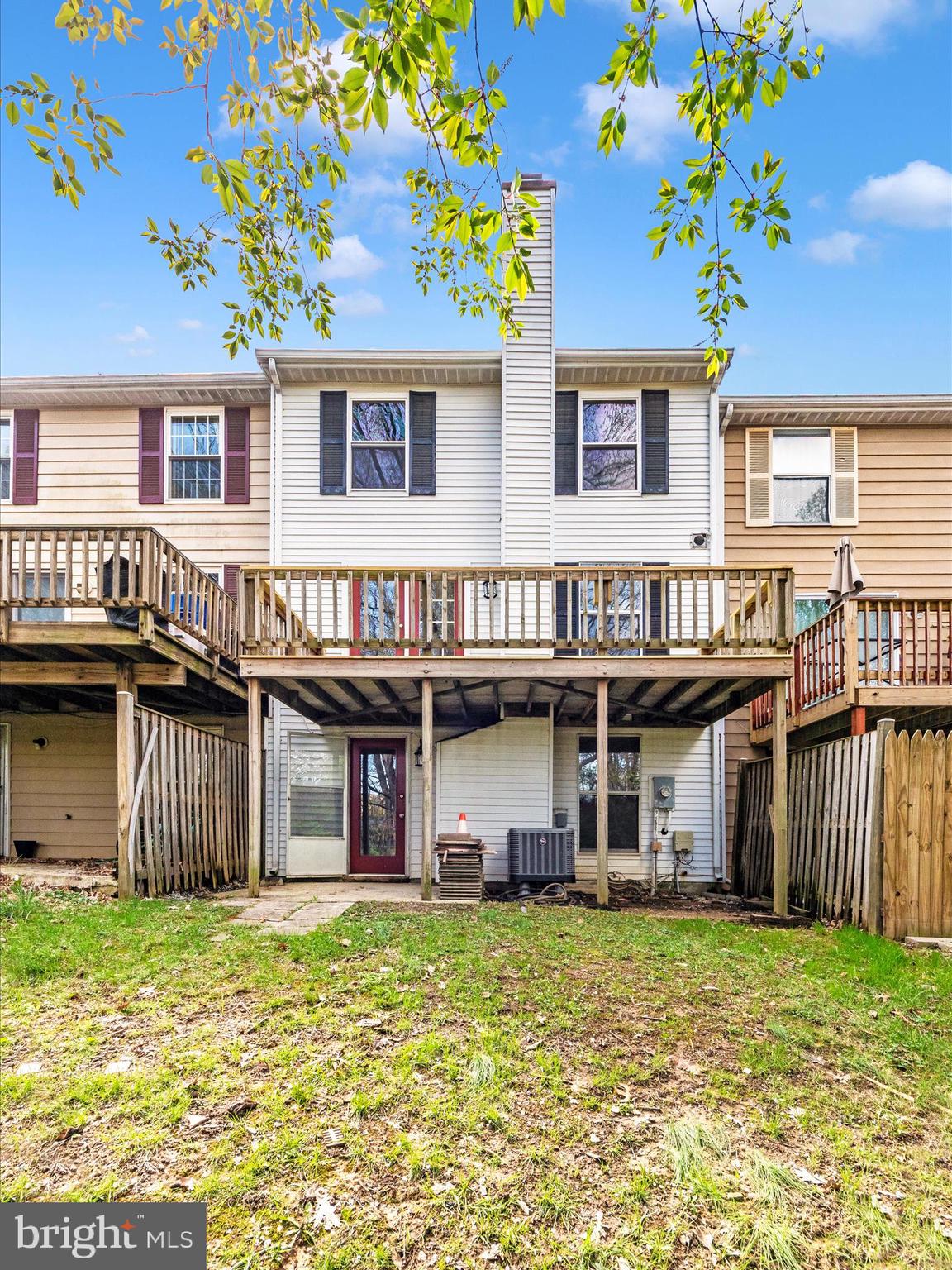 GREEN HOLLY WOODS - Residential