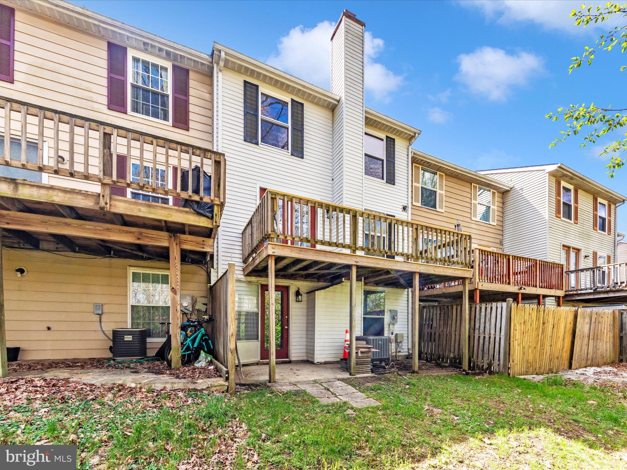 GREEN HOLLY WOODS - Residential