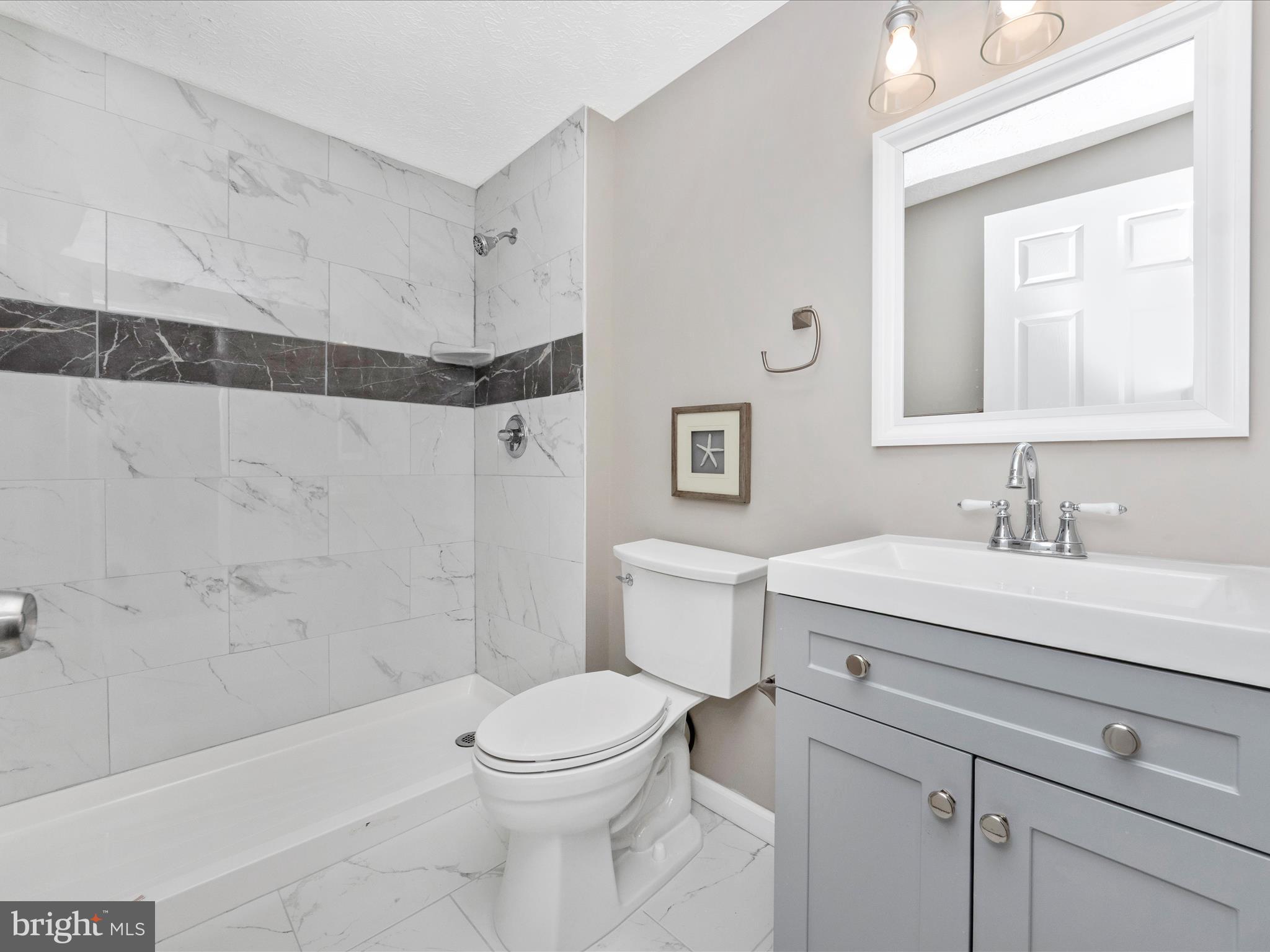 GREEN HOLLY WOODS - Residential