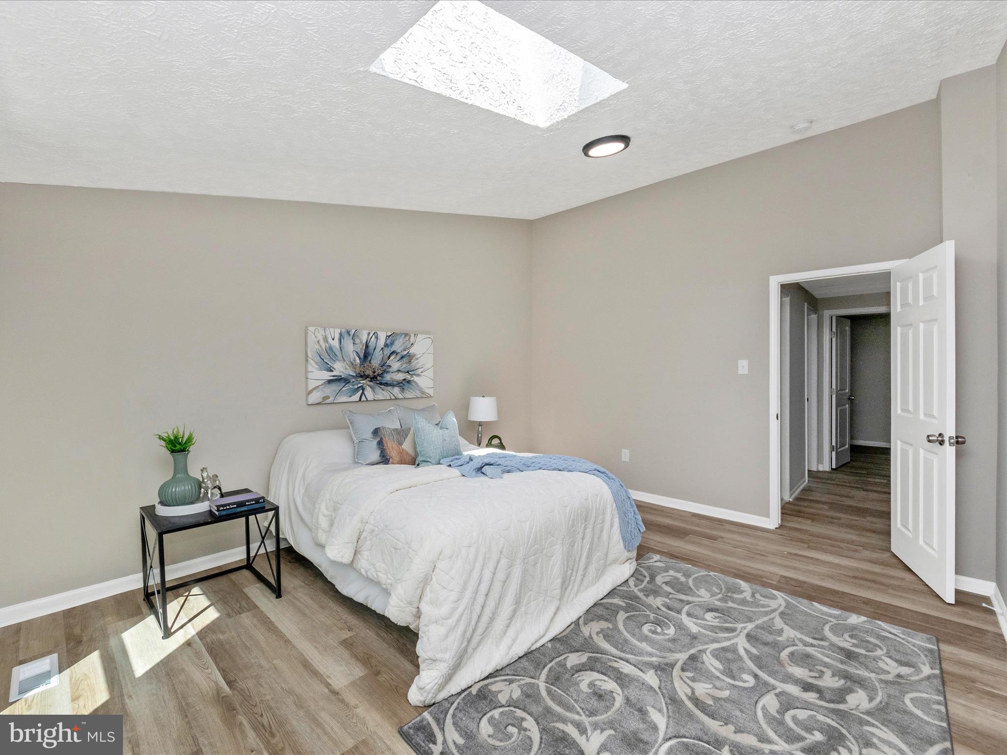 GREEN HOLLY WOODS - Residential