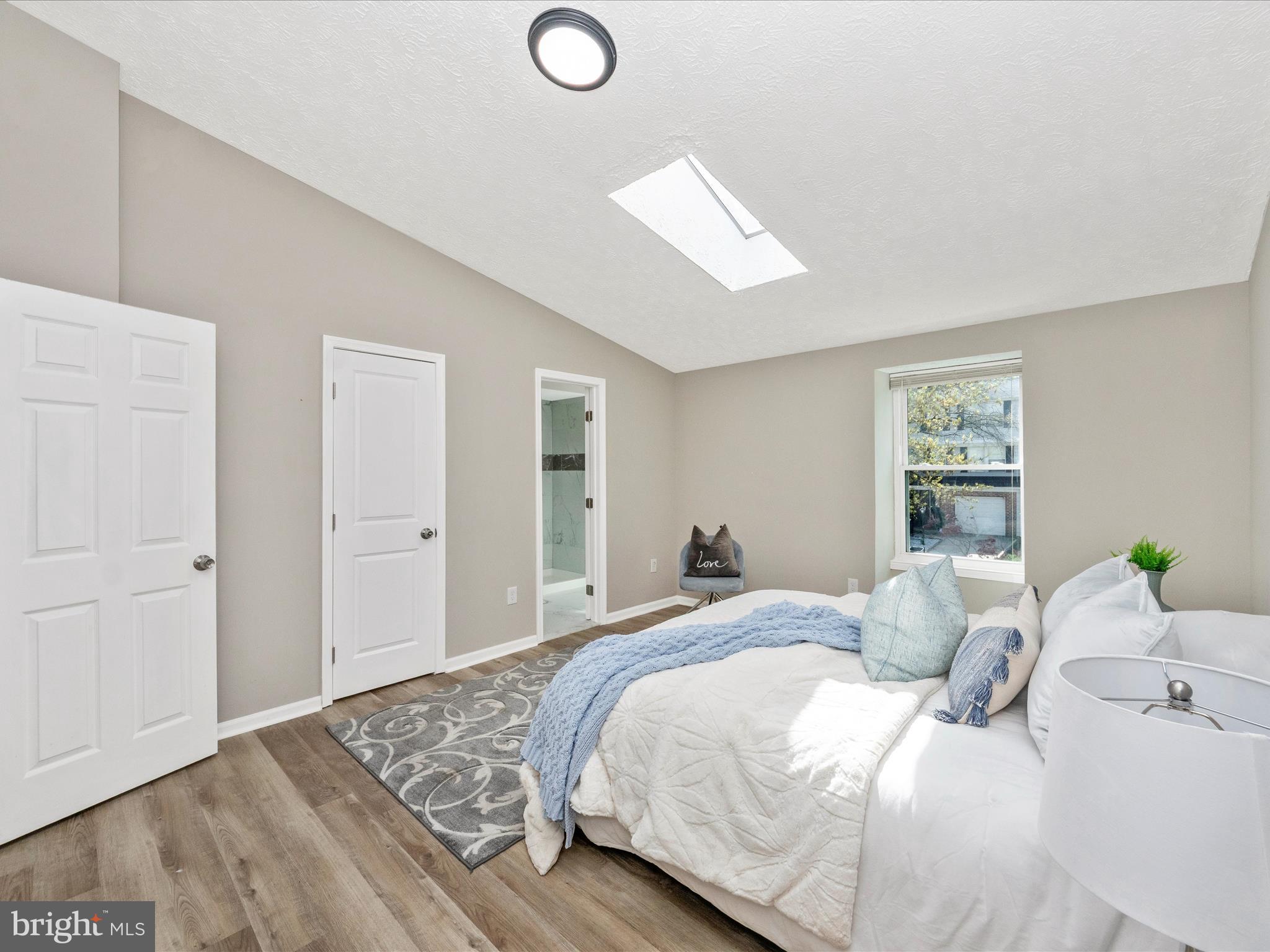 GREEN HOLLY WOODS - Residential