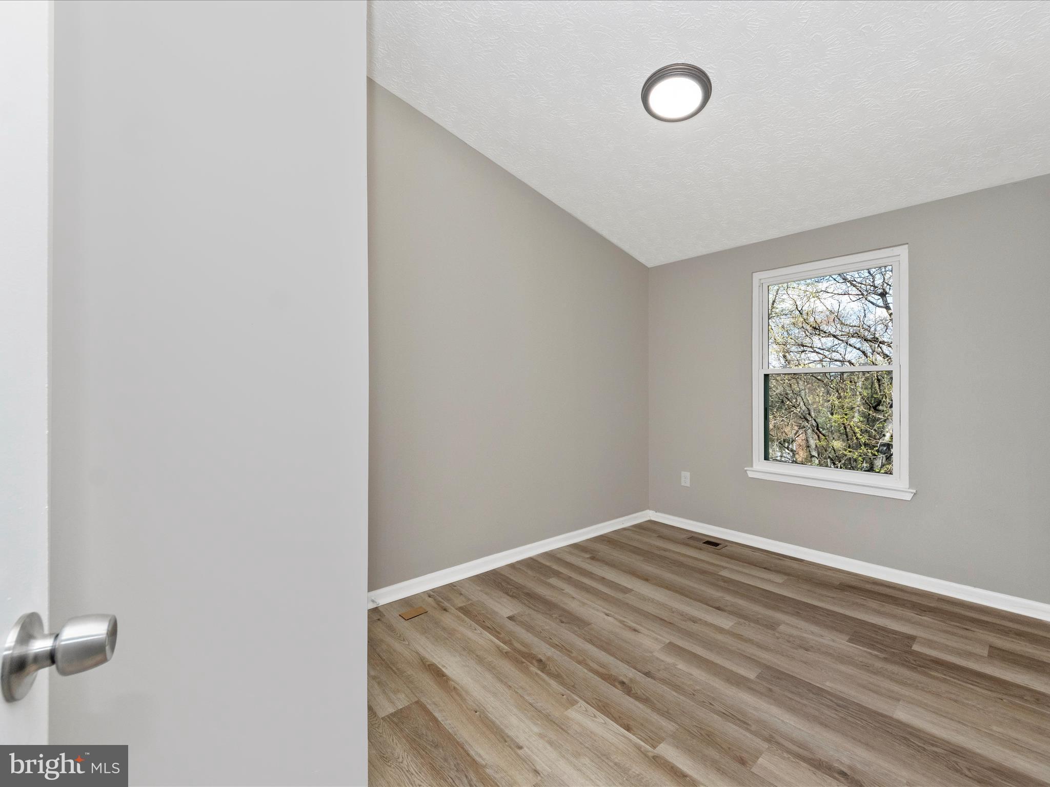 GREEN HOLLY WOODS - Residential