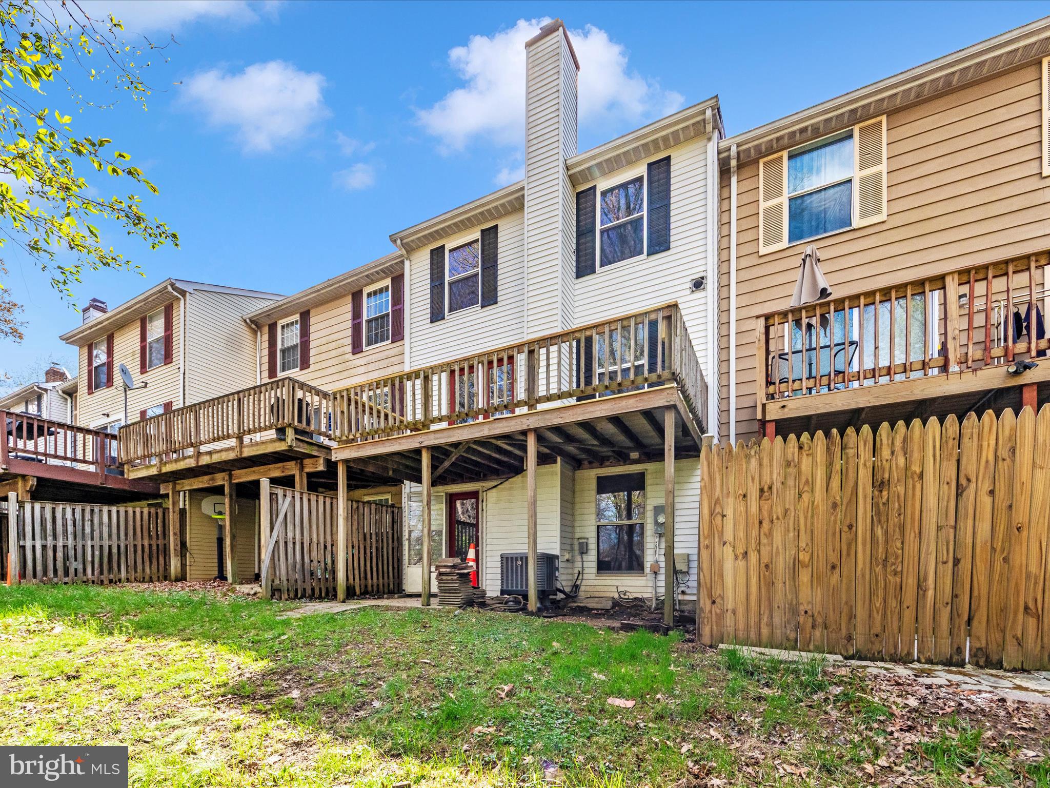 GREEN HOLLY WOODS - Residential