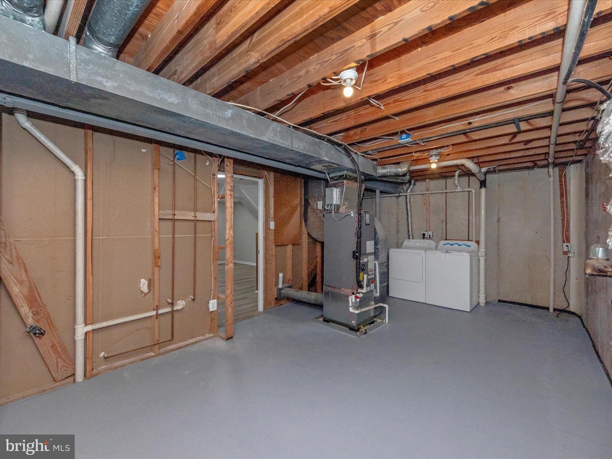 GREEN HOLLY WOODS - Residential