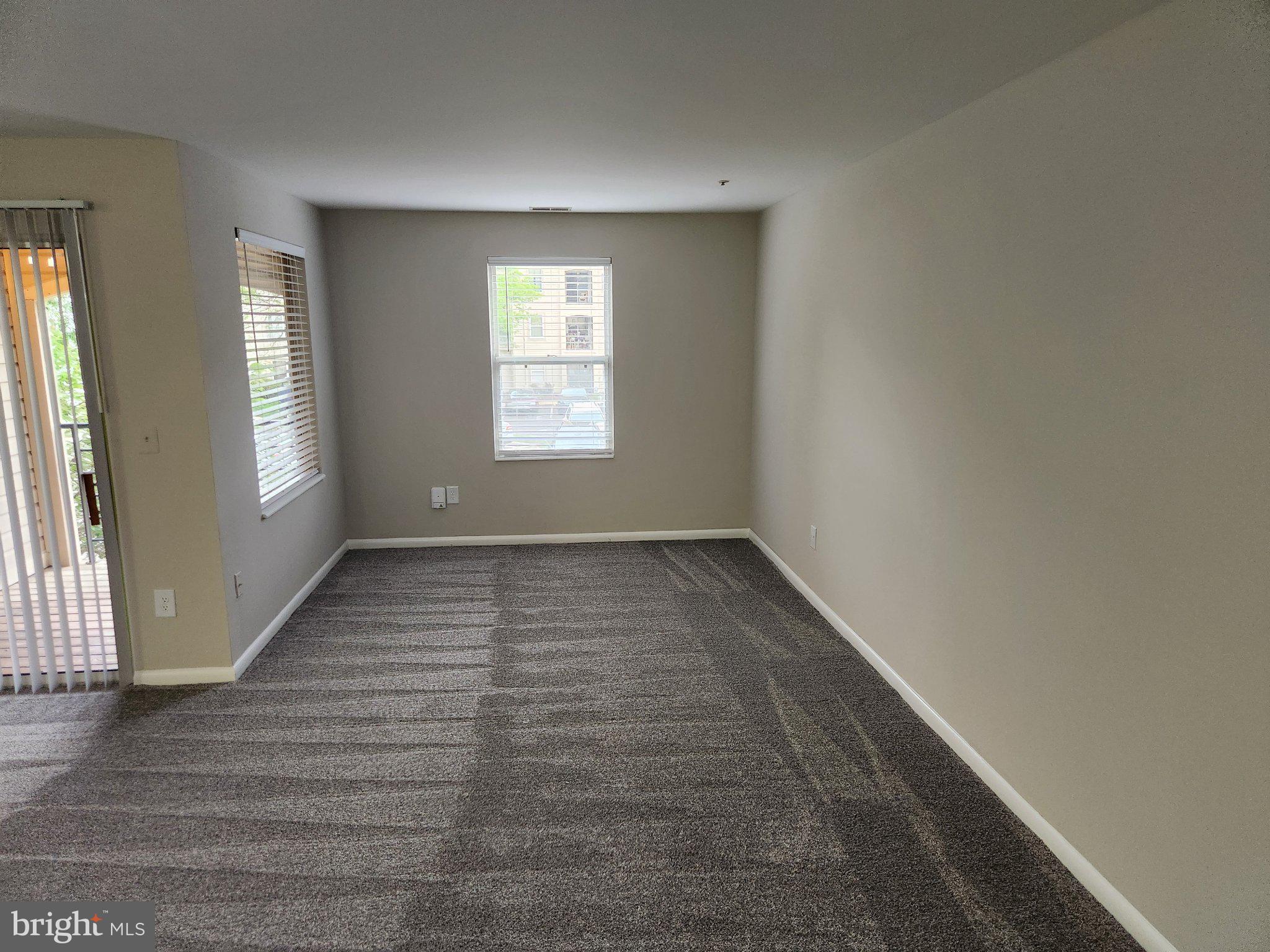 10 HEARTHSTONE COURT H