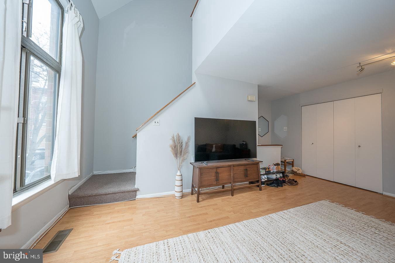 765 N RINGGOLD STREET B