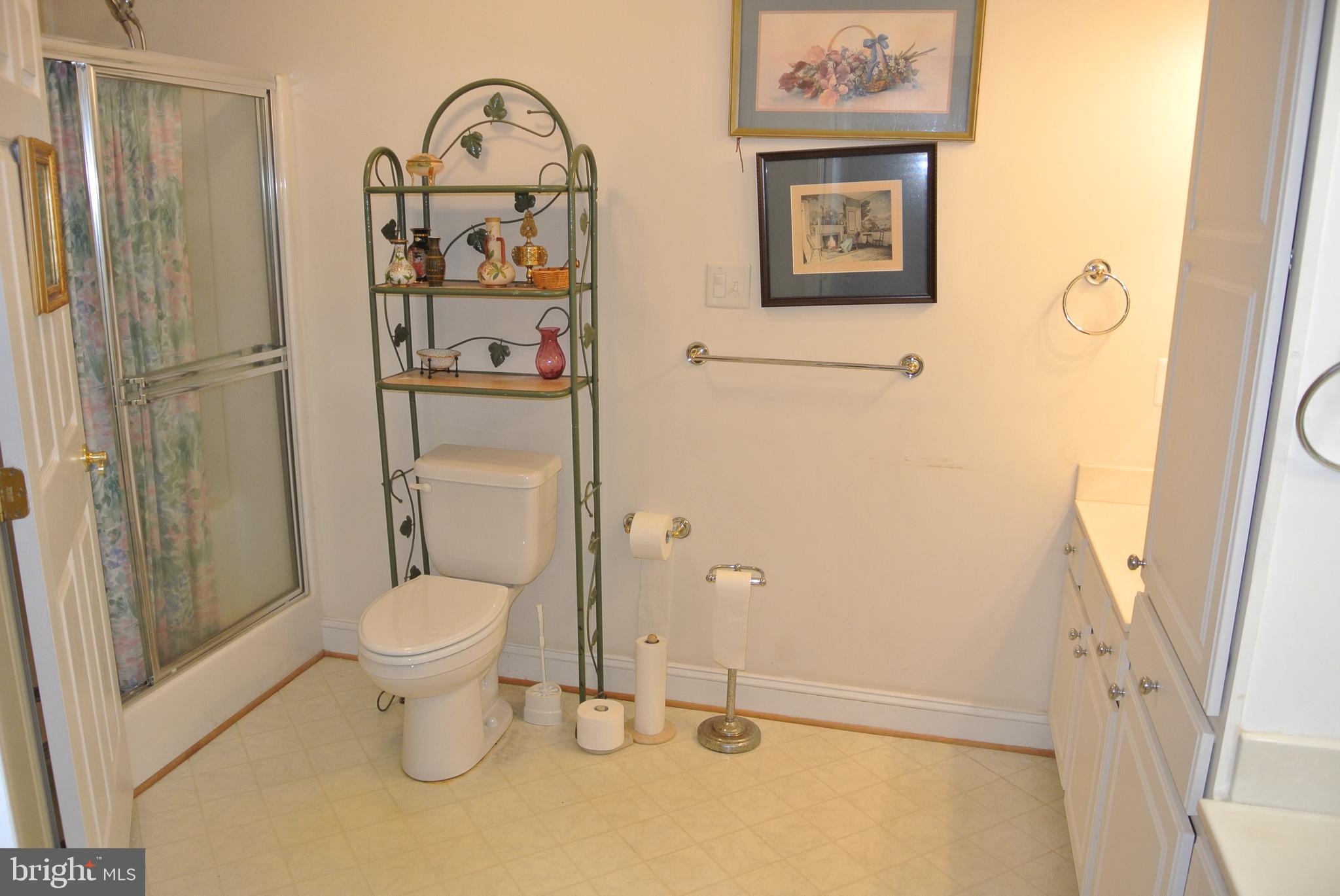 WASHINGTON SQUARE - Residential