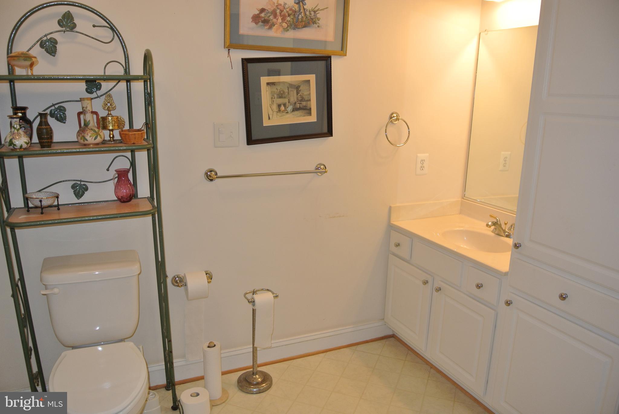 WASHINGTON SQUARE - Residential