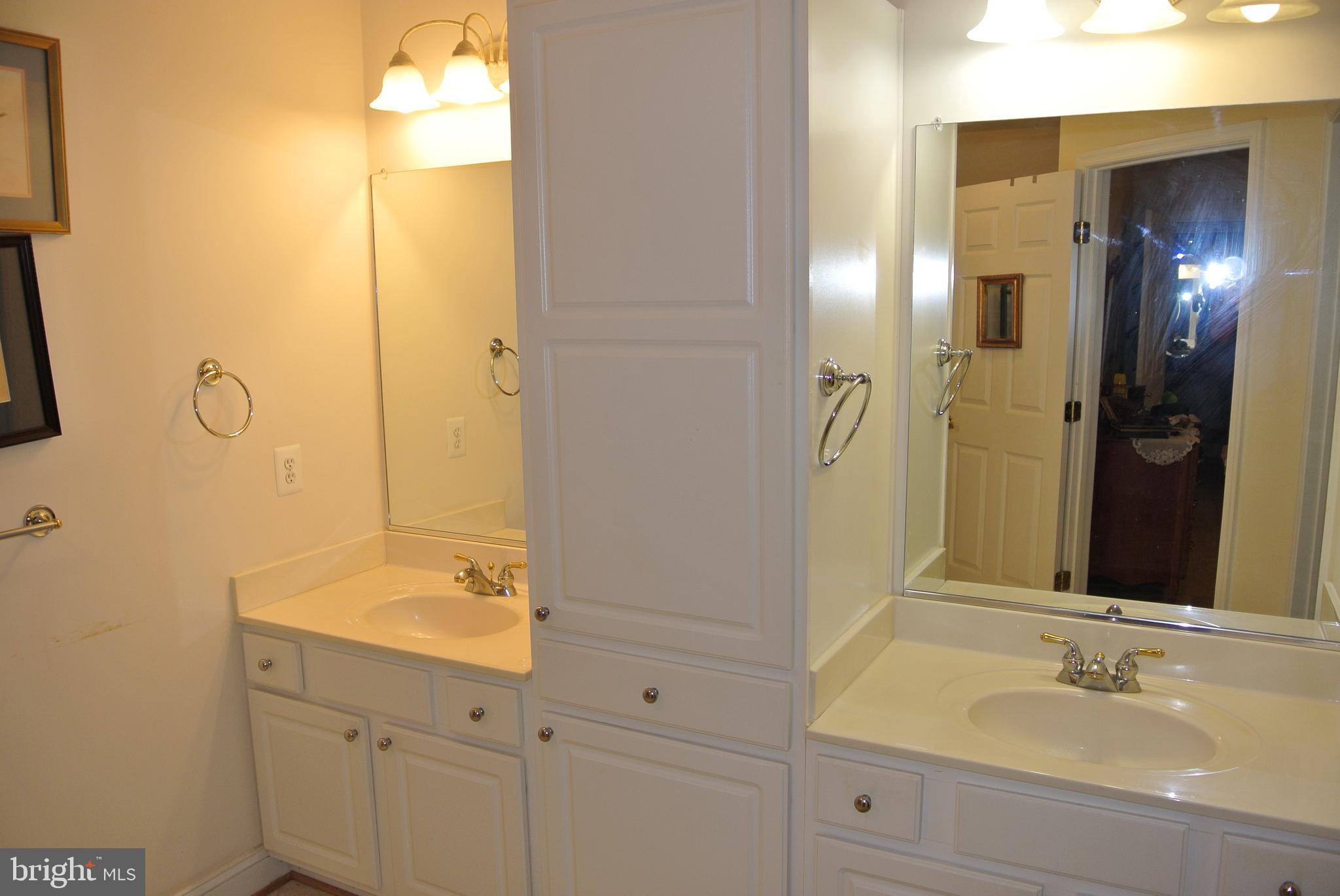 WASHINGTON SQUARE - Residential