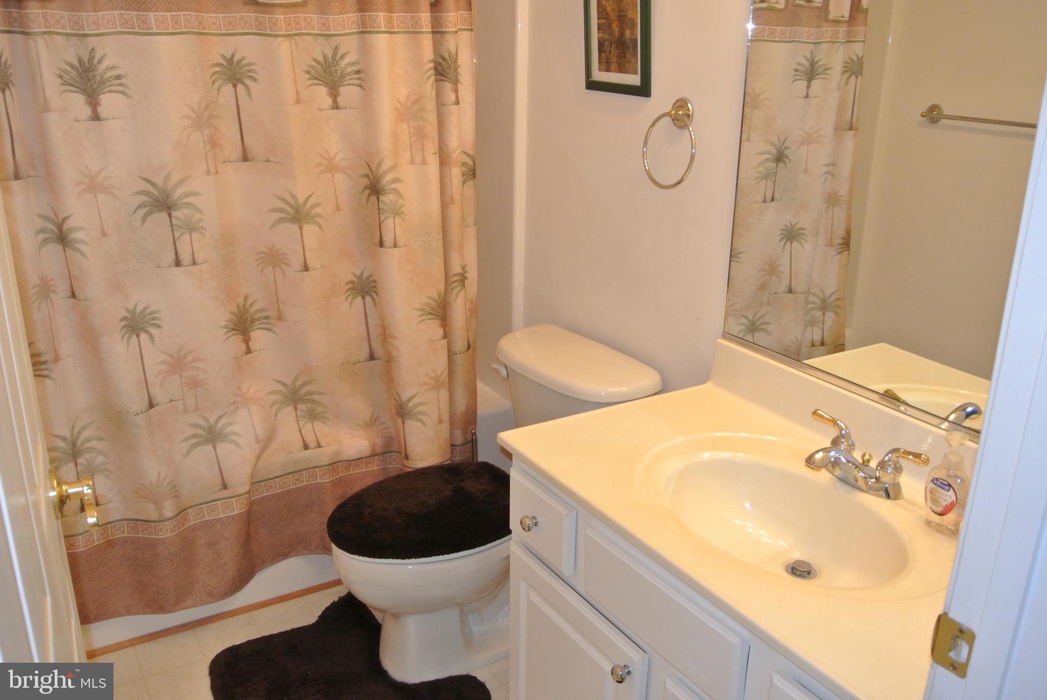 WASHINGTON SQUARE - Residential