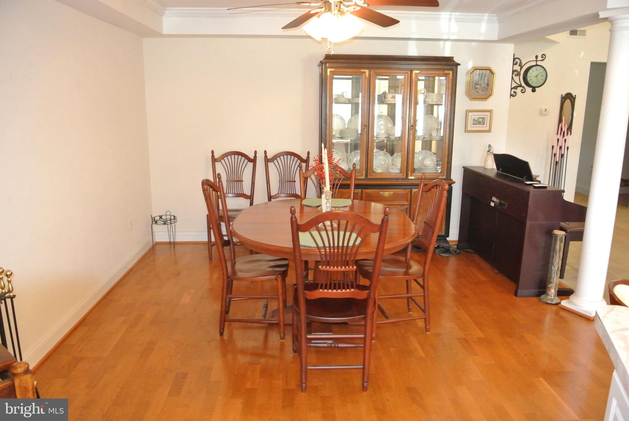 WASHINGTON SQUARE - Residential