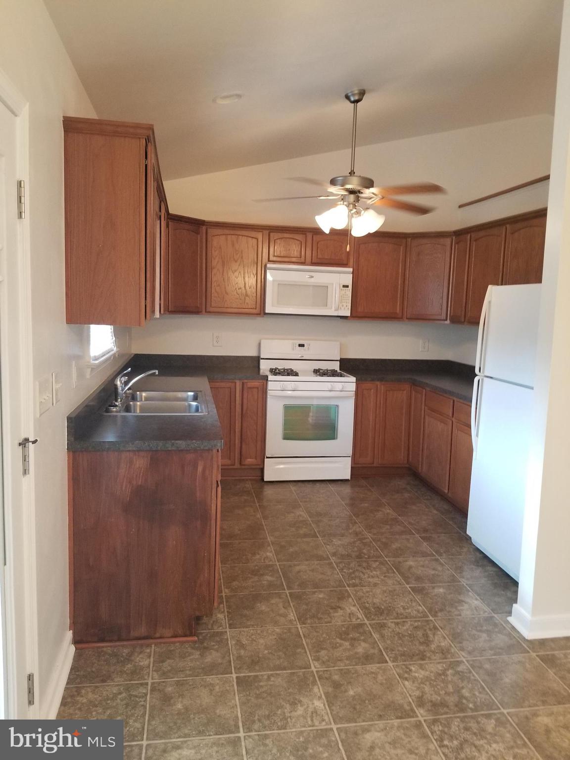 BEGOOD - Residential Lease