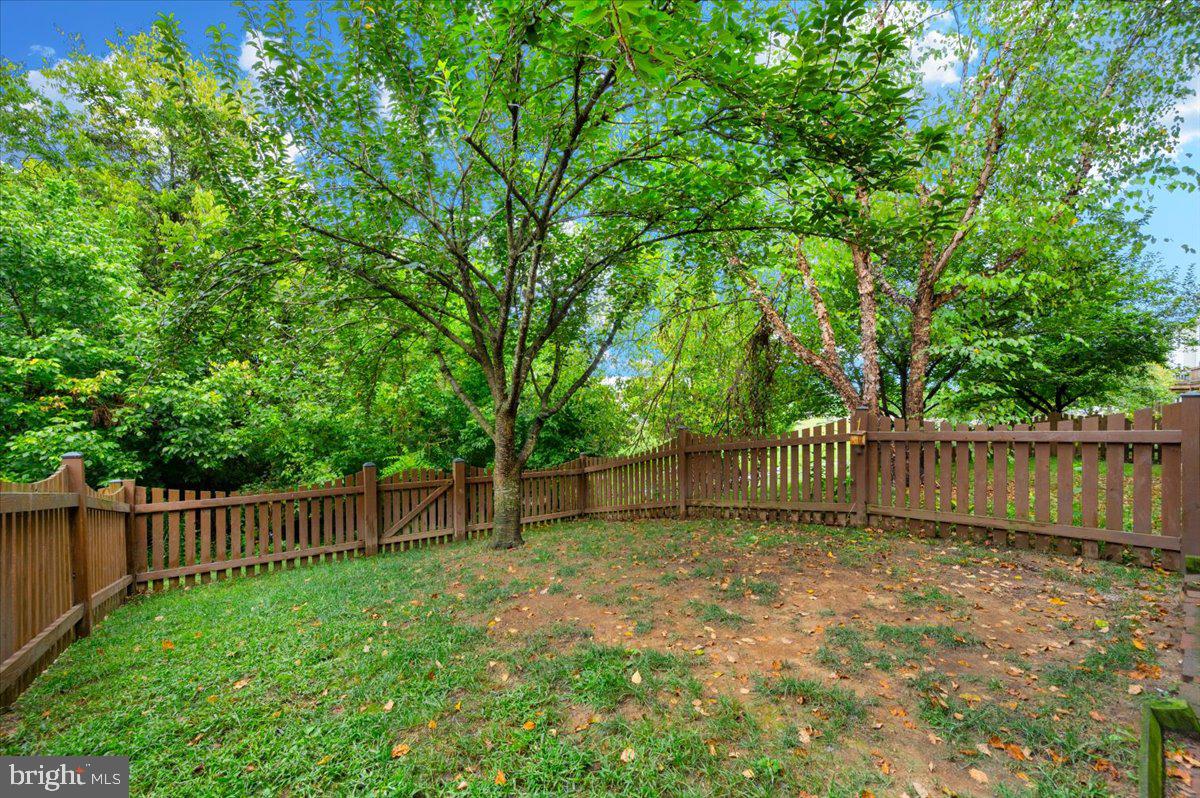 HAMMONDS MILL - Residential