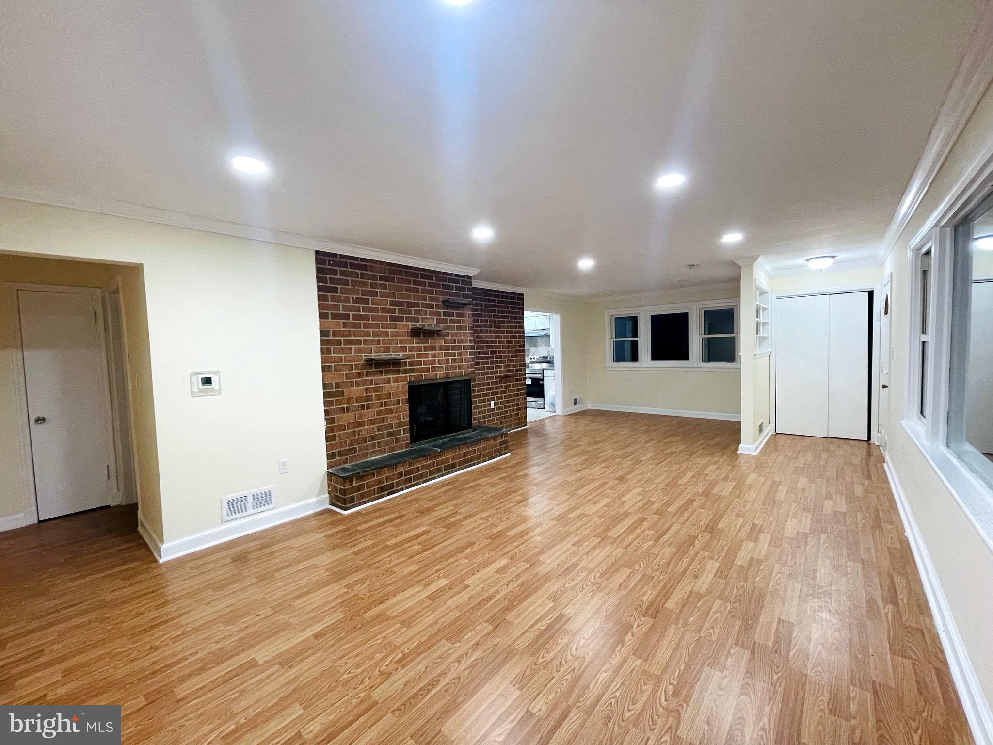 COLLEGE HEIGHTS - Residential