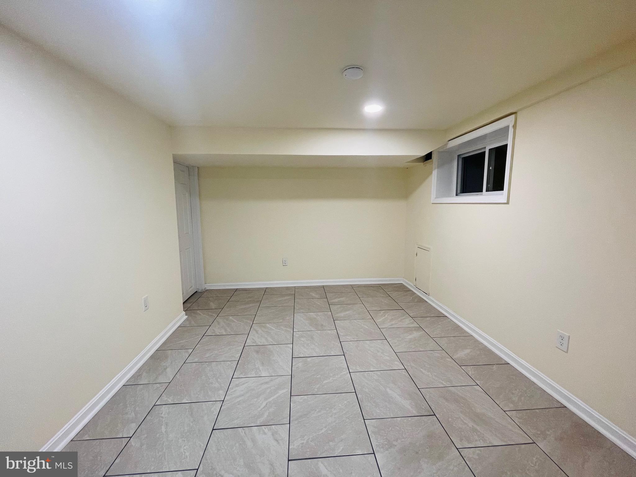 COLLEGE HEIGHTS - Residential