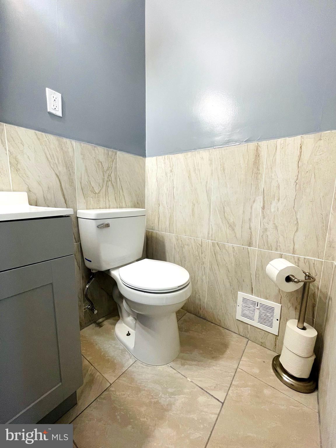 COLLEGE HEIGHTS - Residential