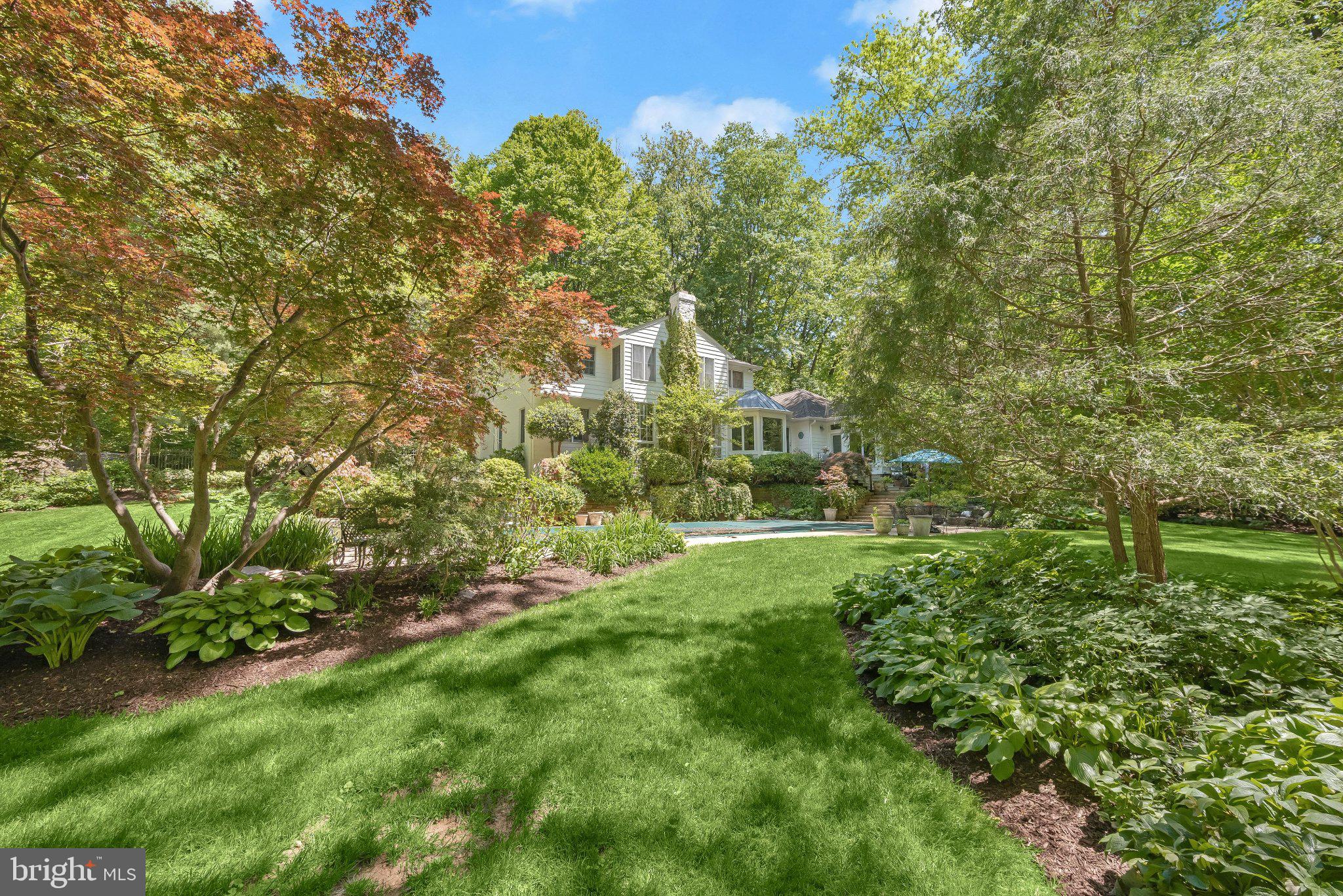 10118 NEW LONDON DRIVE