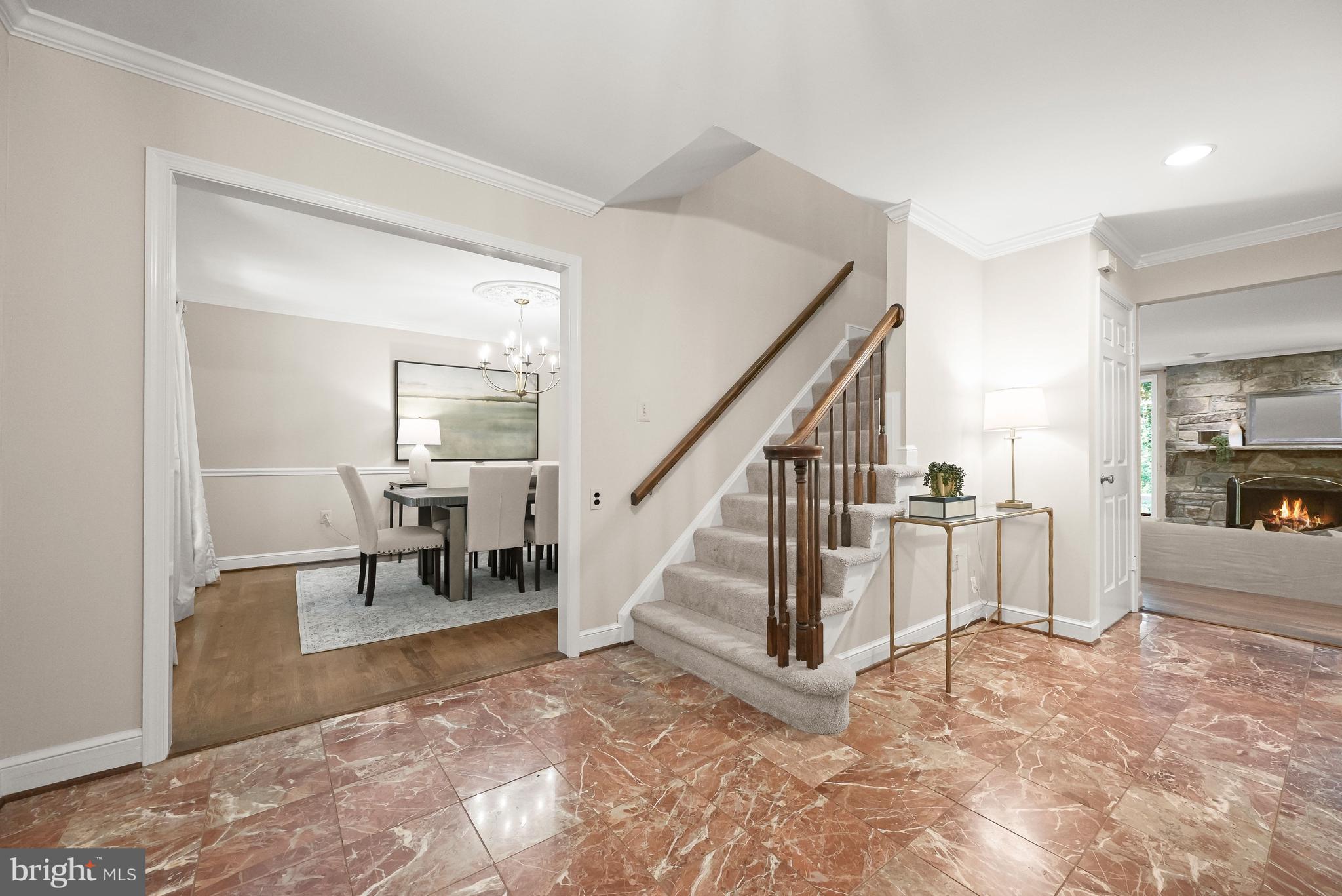 10118 NEW LONDON DRIVE