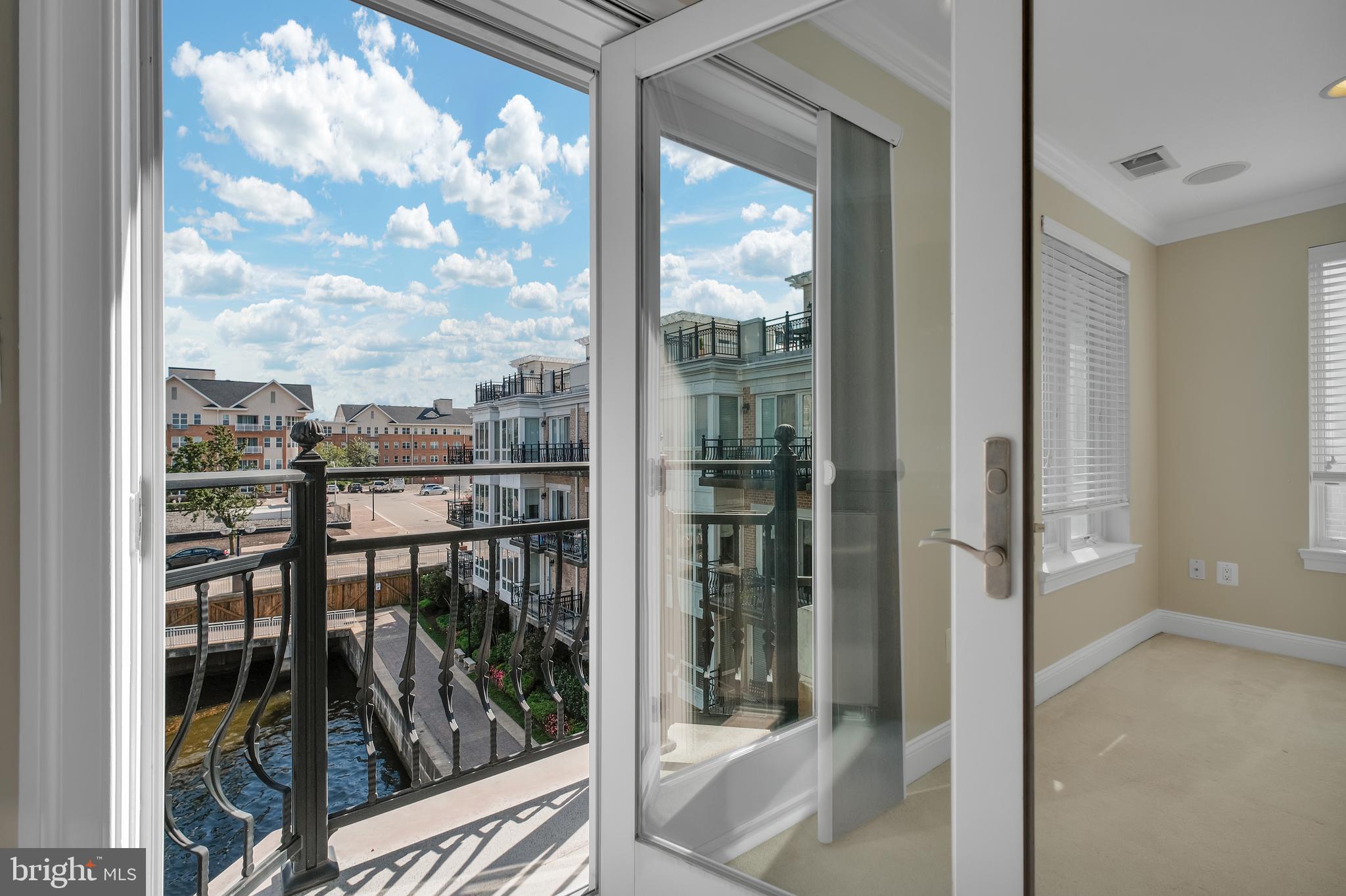 HARBORVIEW - Residential