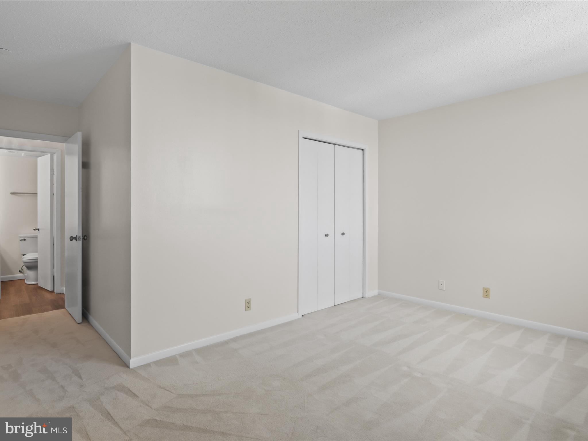 SKYLINE SQUARE CONDO - Residential Lease