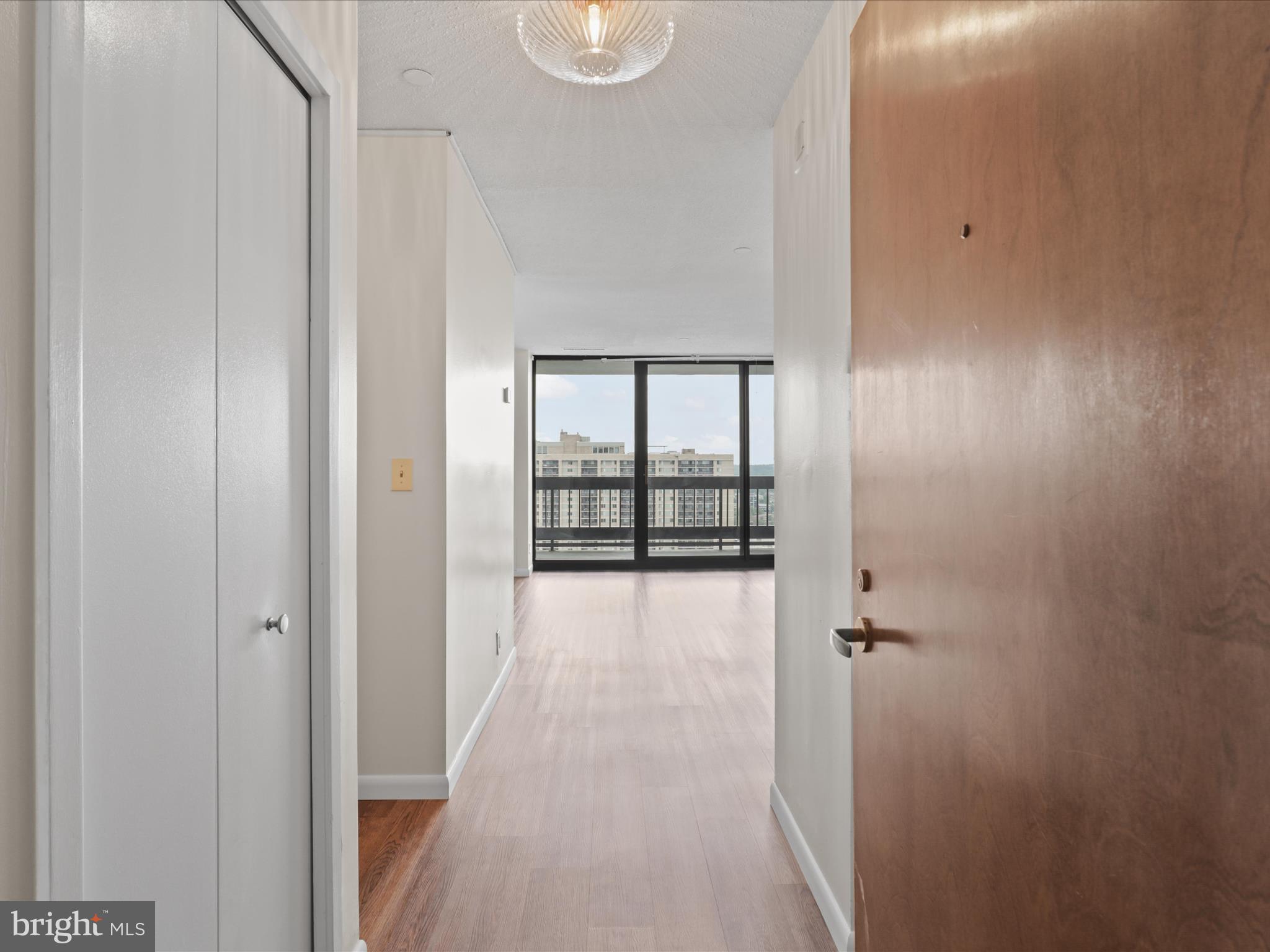 SKYLINE SQUARE CONDO - Residential Lease