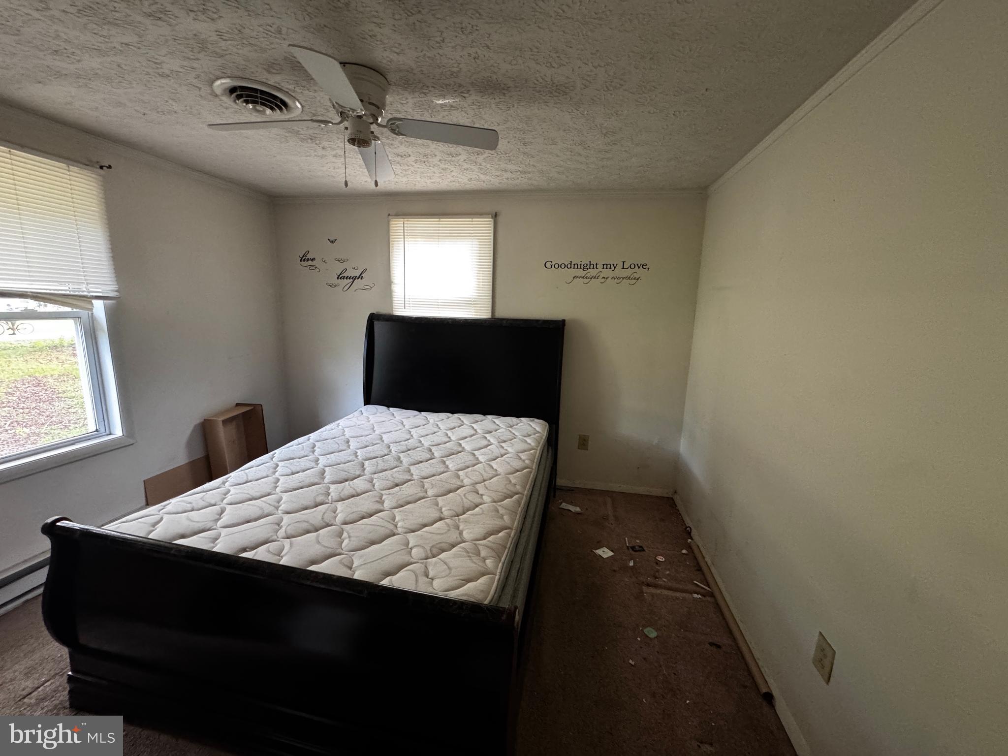 WHITE OAK MANOR - Residential