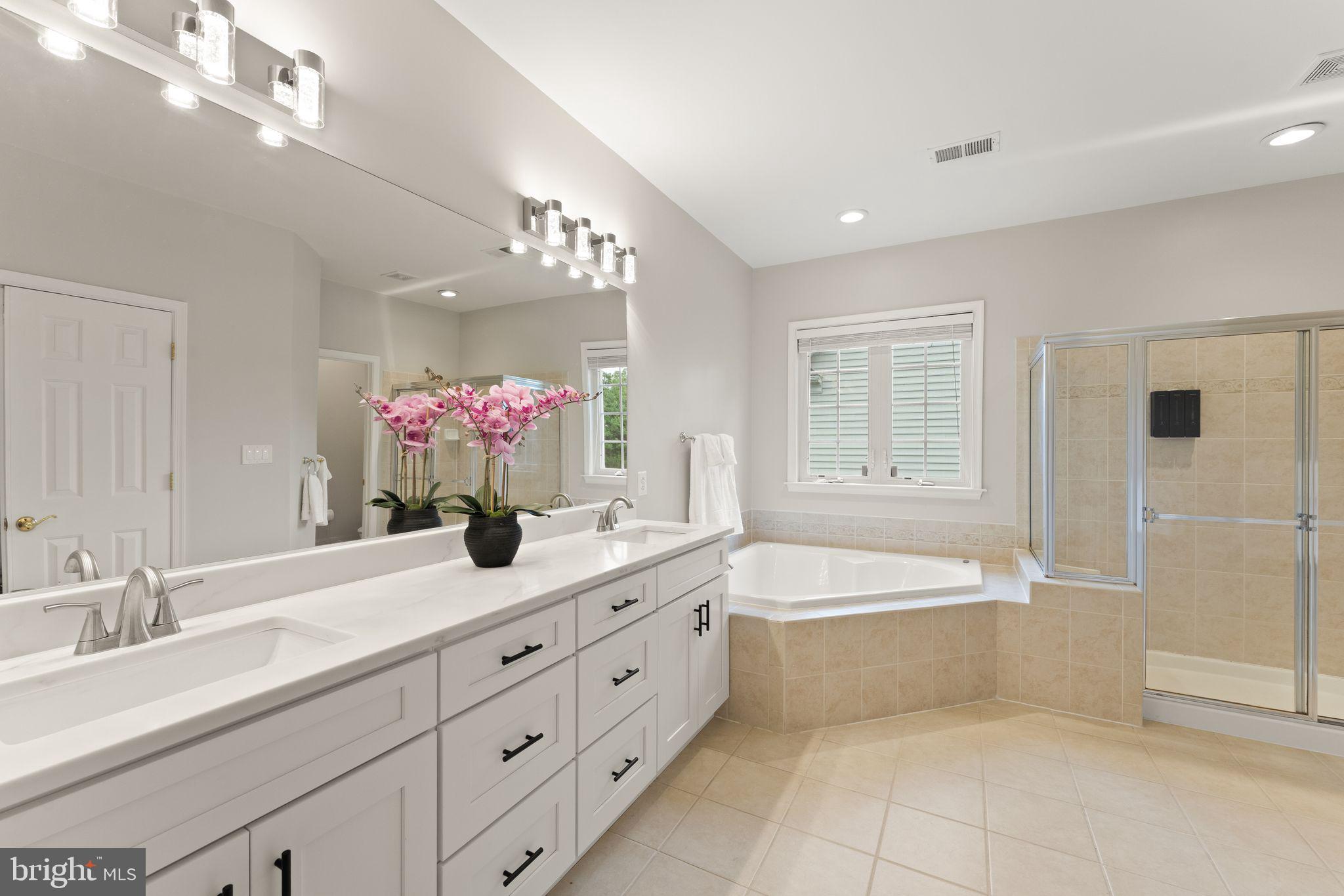 EDWARDS LANDING - Residential