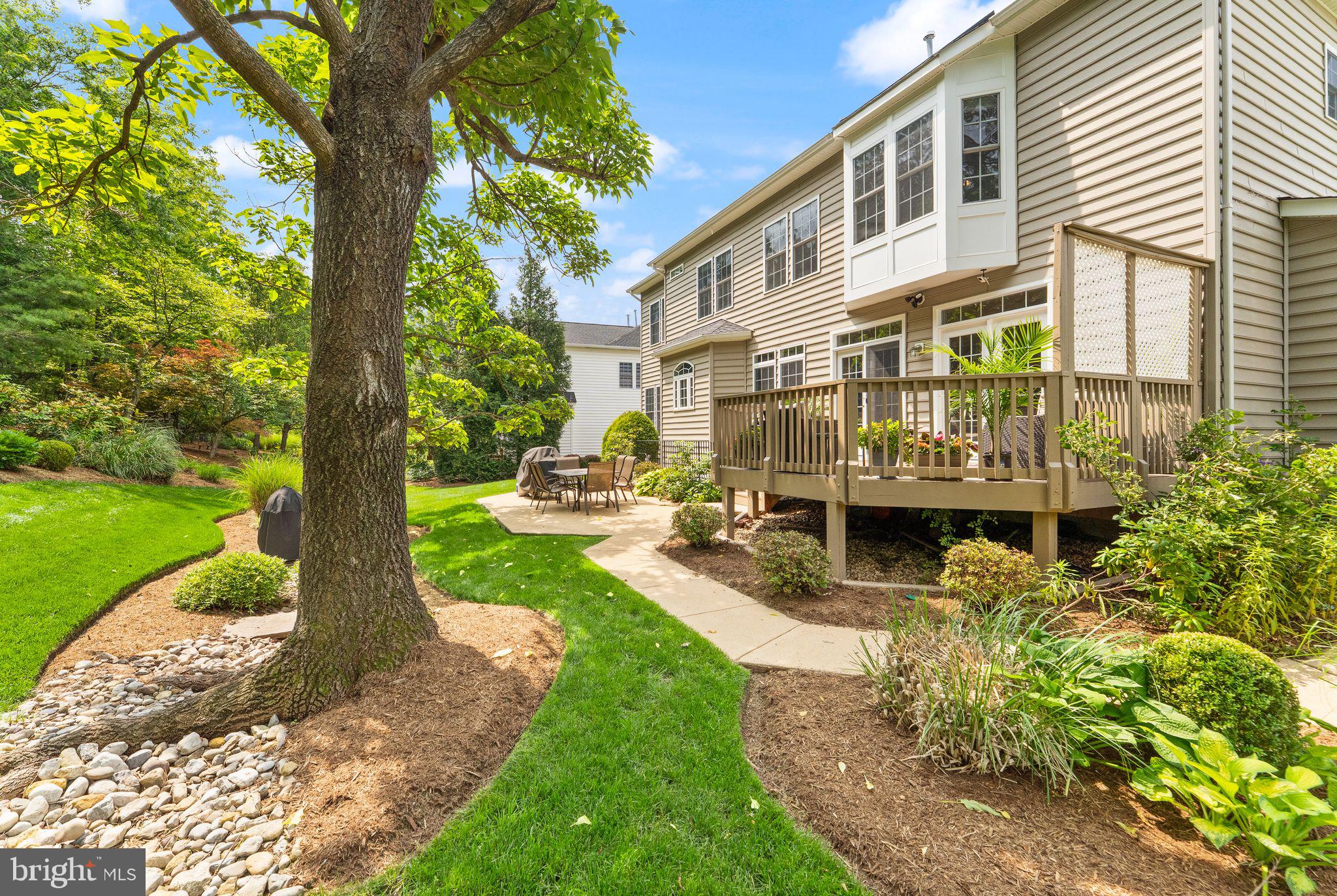 EDWARDS LANDING - Residential