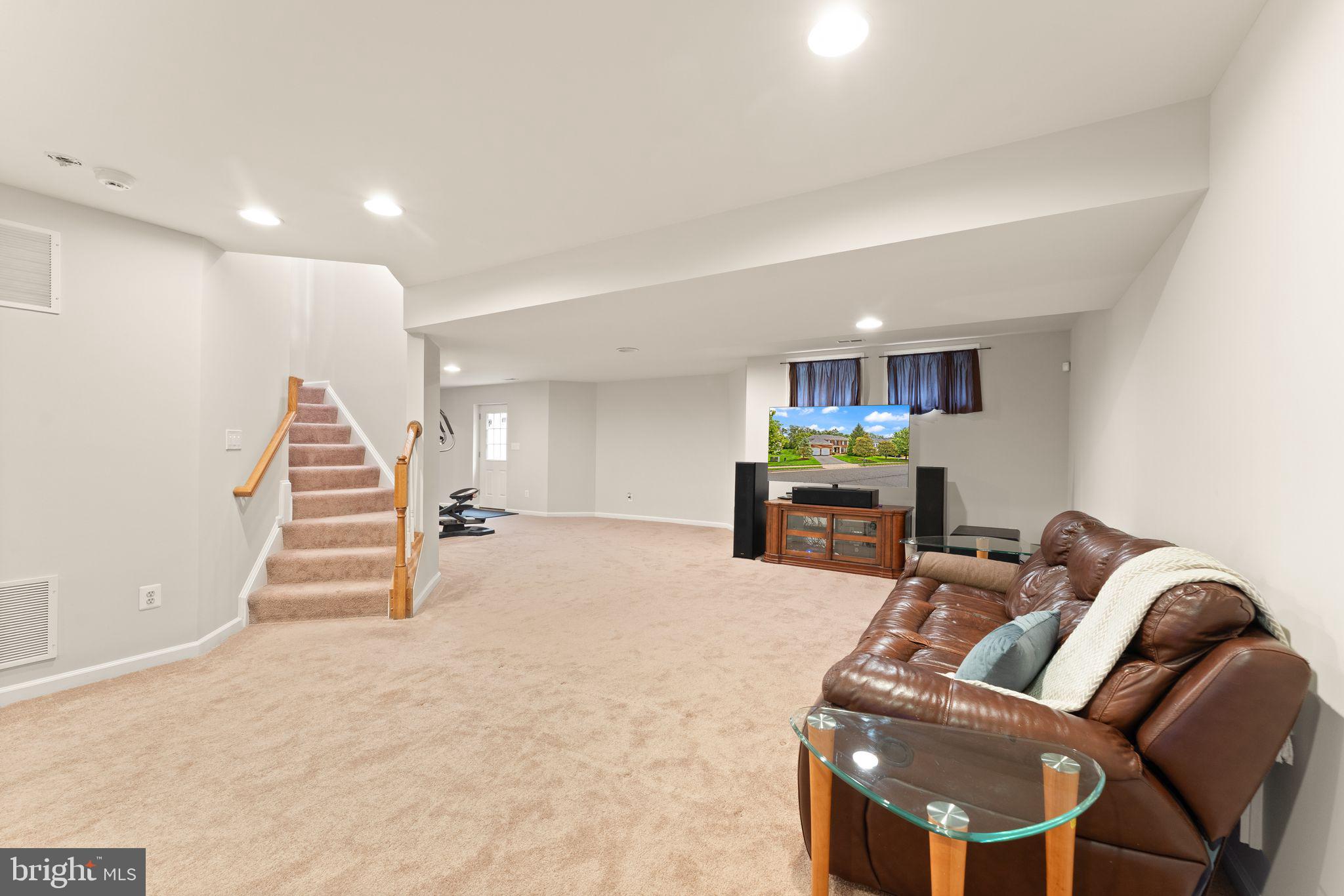 EDWARDS LANDING - Residential