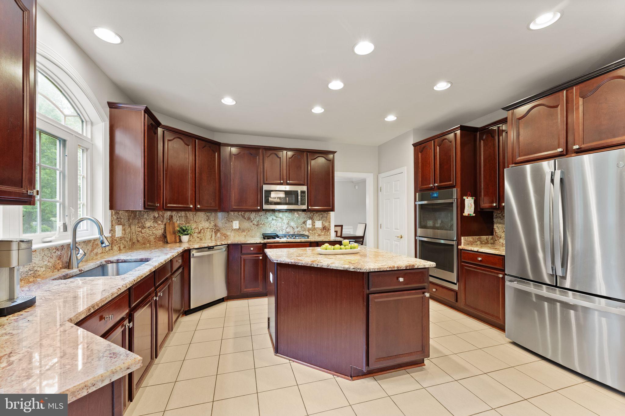 EDWARDS LANDING - Residential