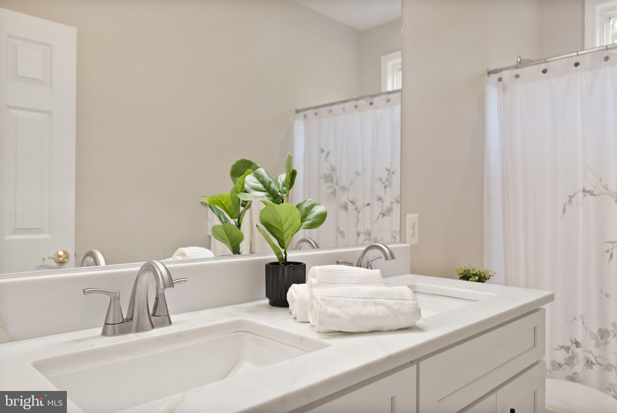 EDWARDS LANDING - Residential