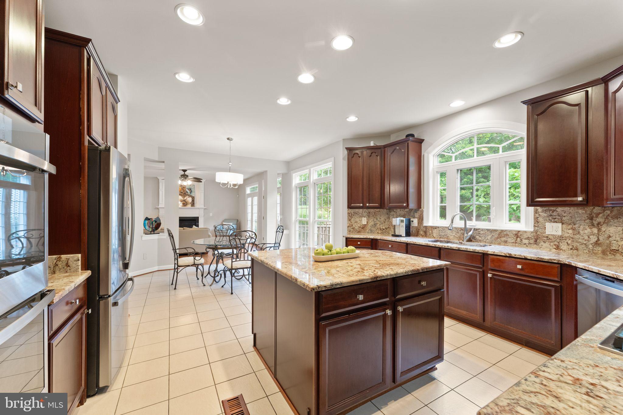 EDWARDS LANDING - Residential