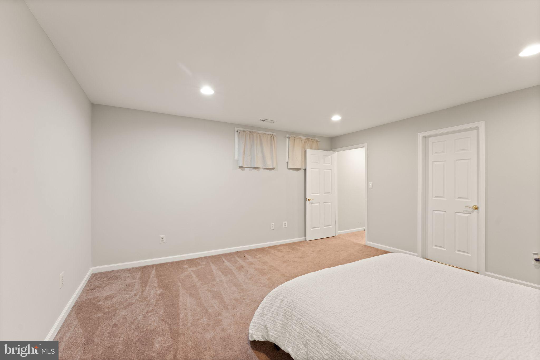 EDWARDS LANDING - Residential