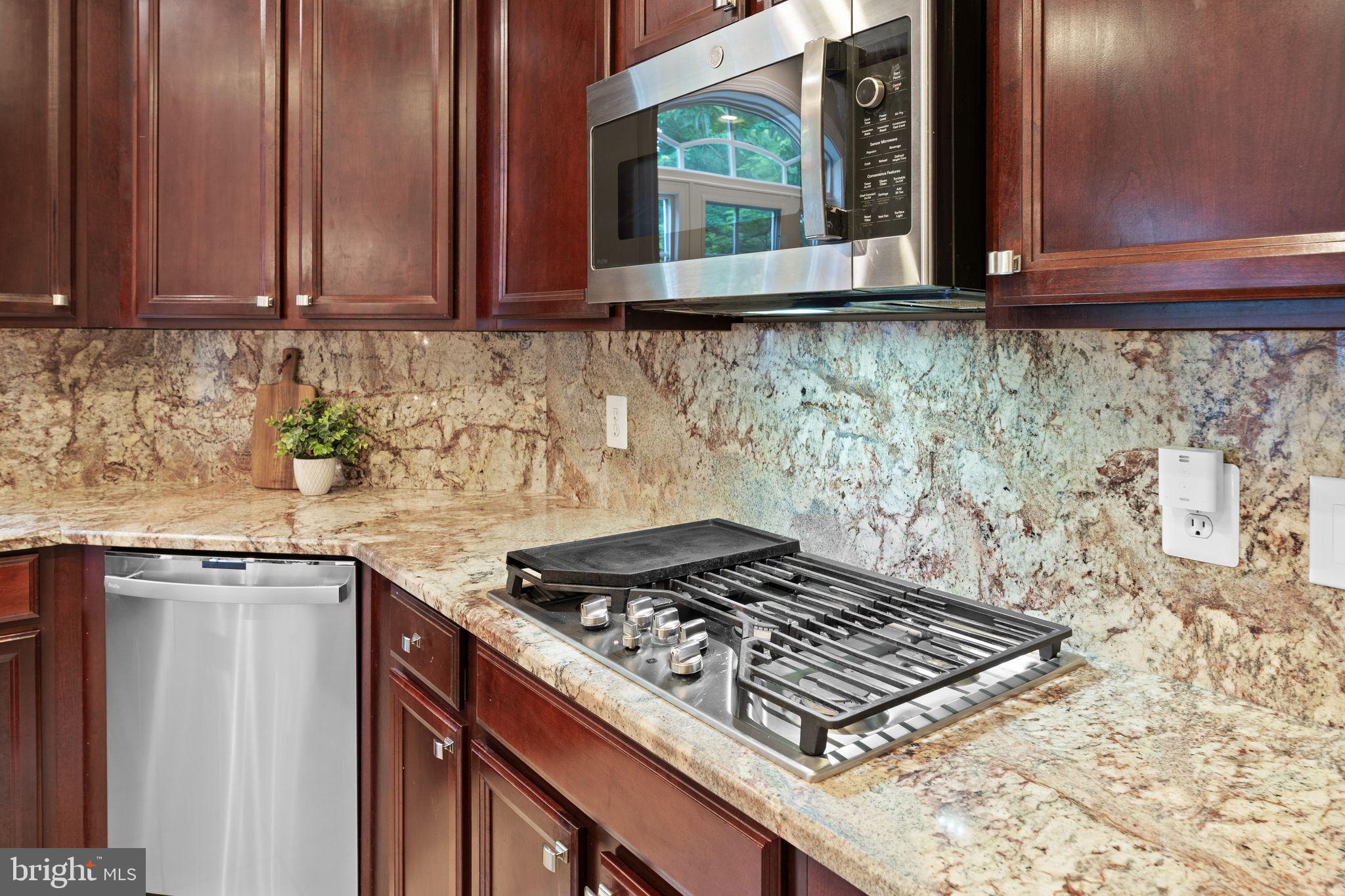 EDWARDS LANDING - Residential