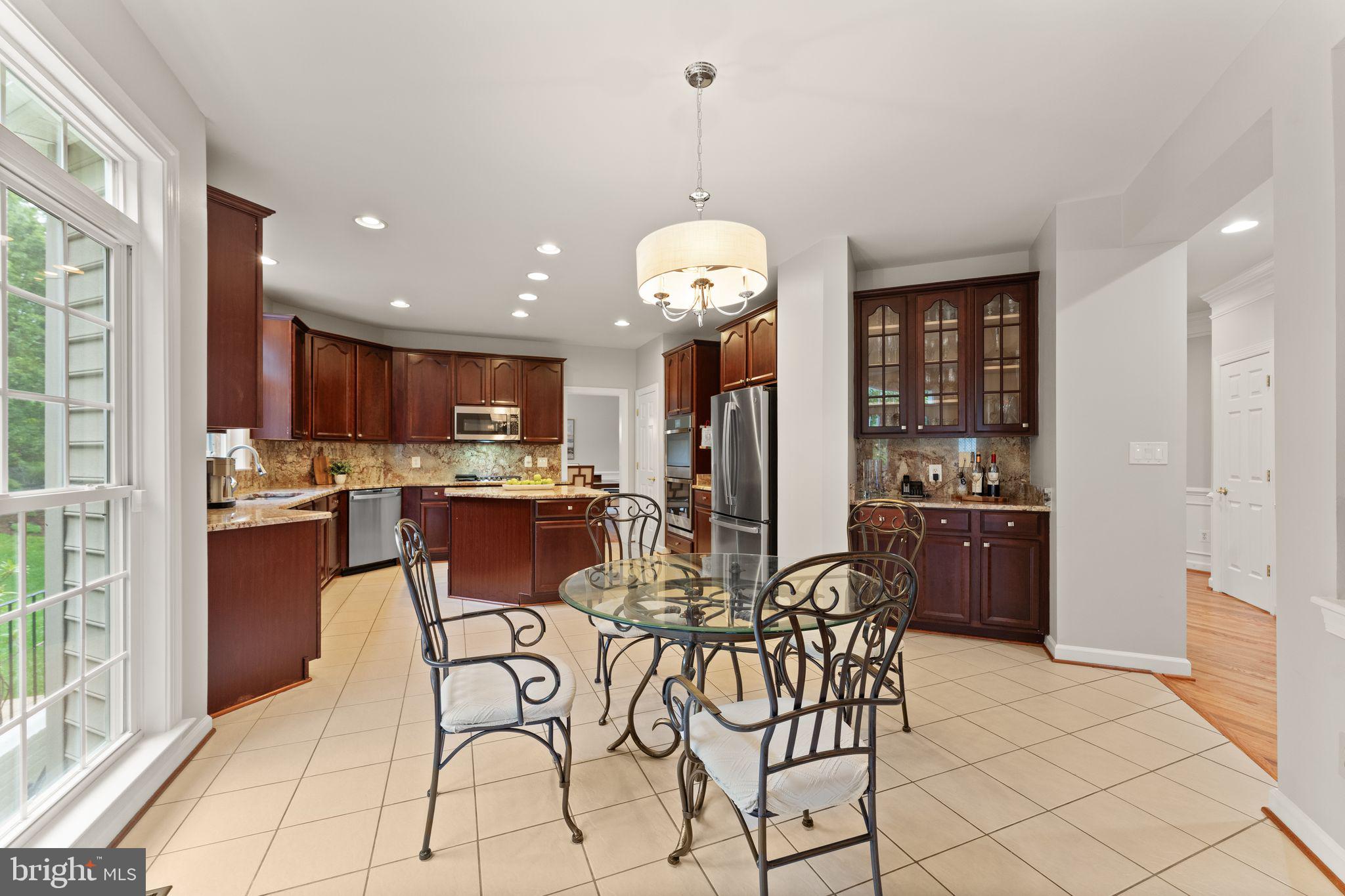 EDWARDS LANDING - Residential