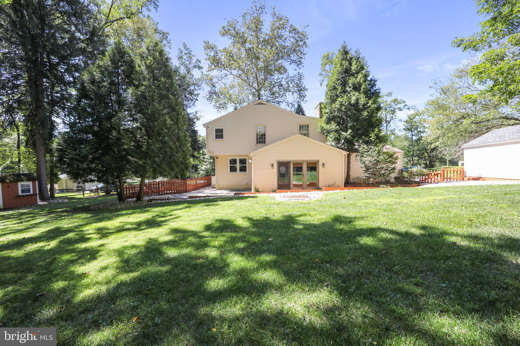 HUNTINGDON VALLEY - Residential