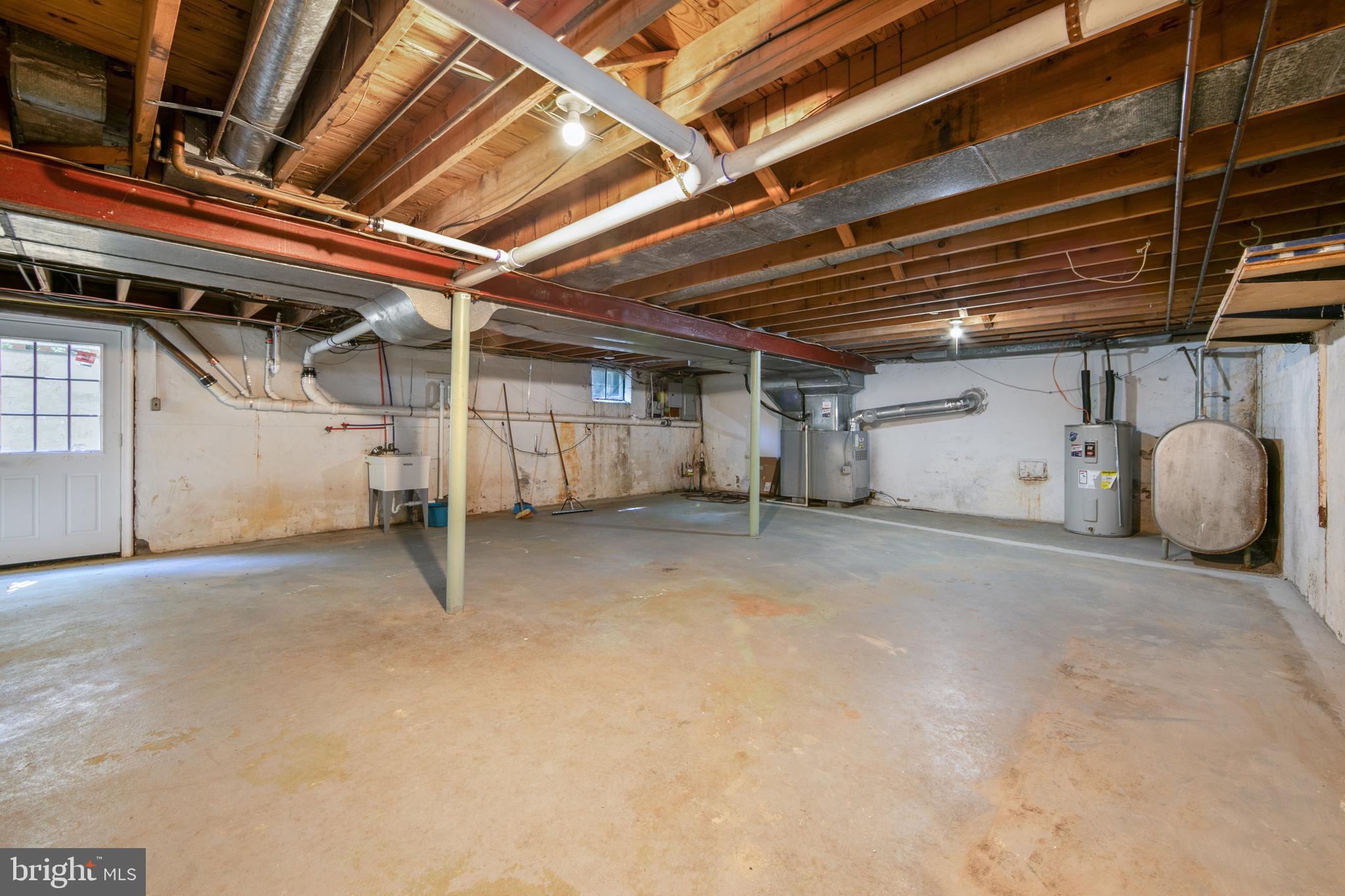 HUNTINGDON VALLEY - Residential