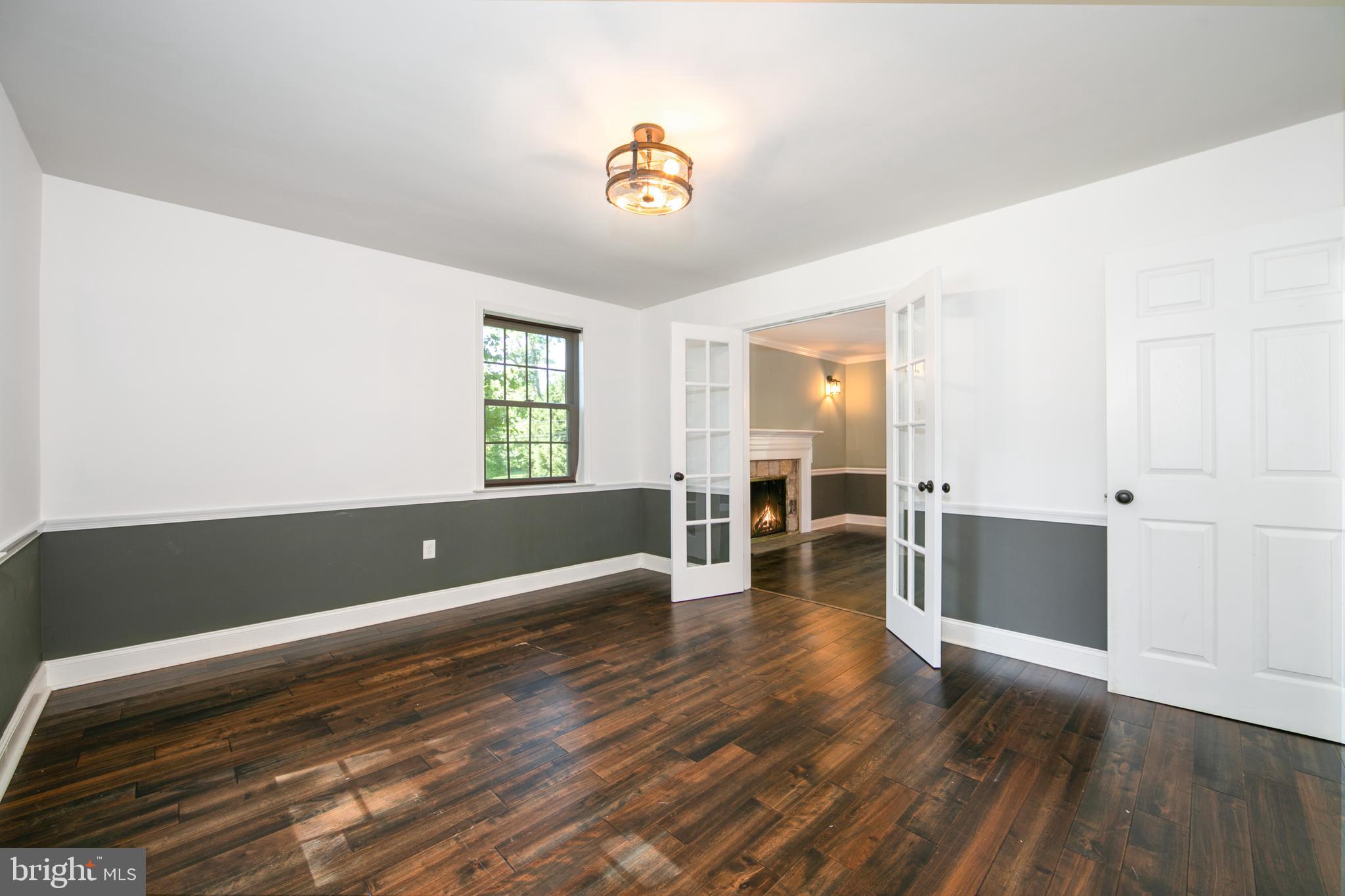 HUNTINGDON VALLEY - Residential