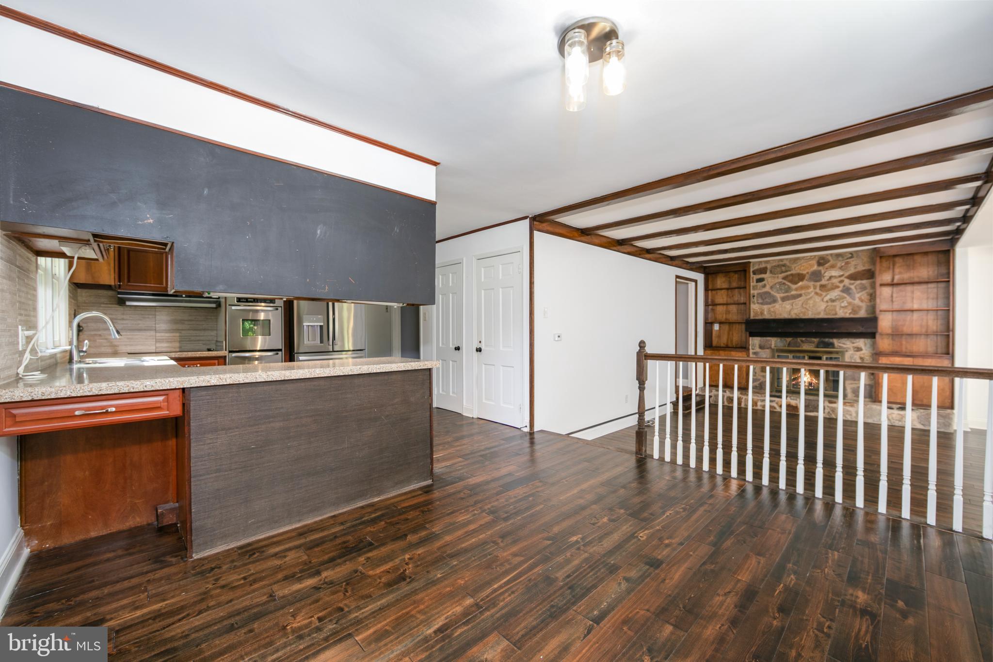 HUNTINGDON VALLEY - Residential